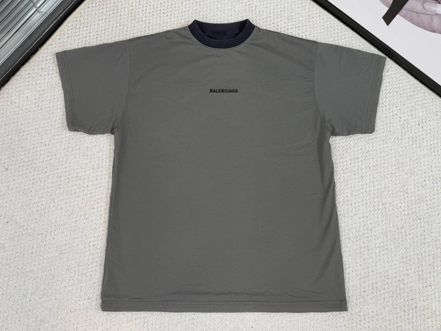 Balenciaga T-Shirt — e4ac99fa