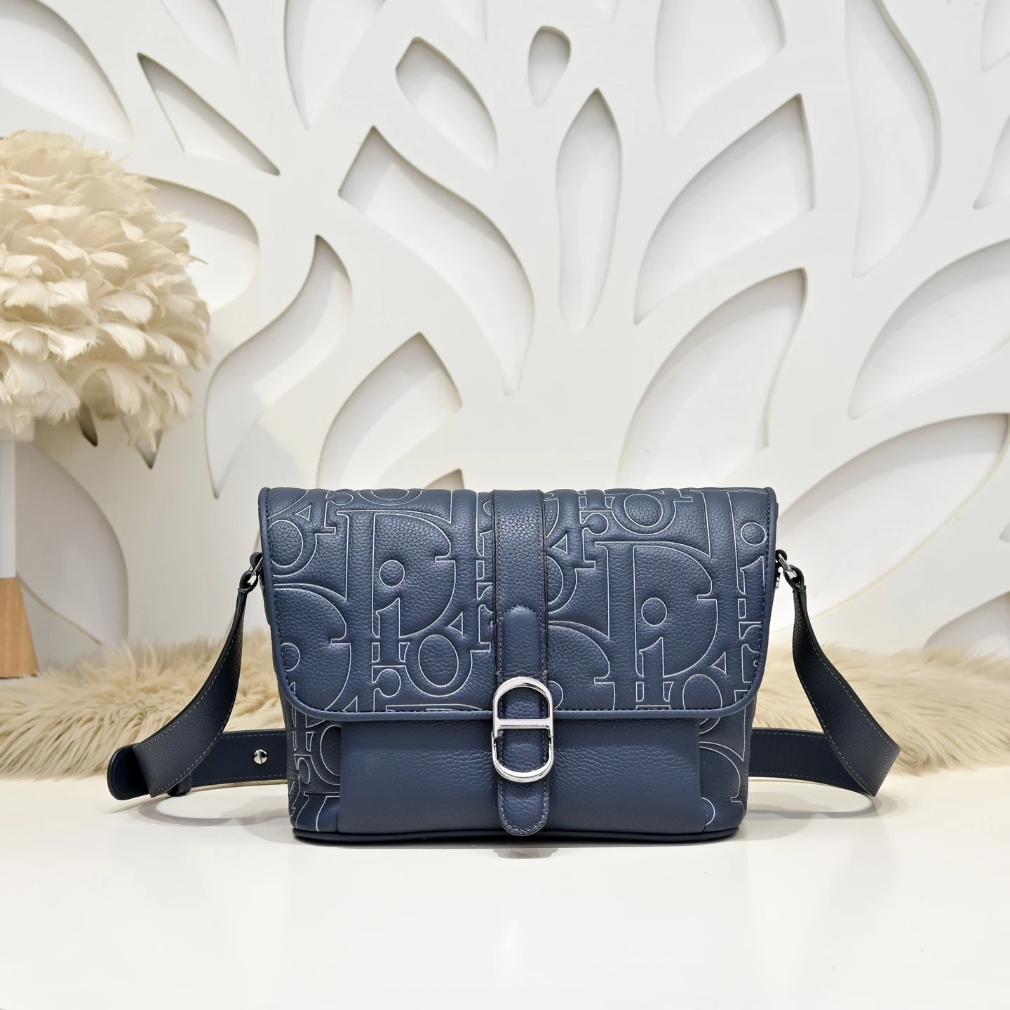 Dior Bag — 59c44e15