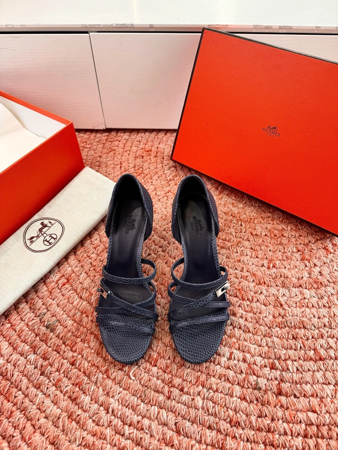 Hermès Sandals — 980f08e9