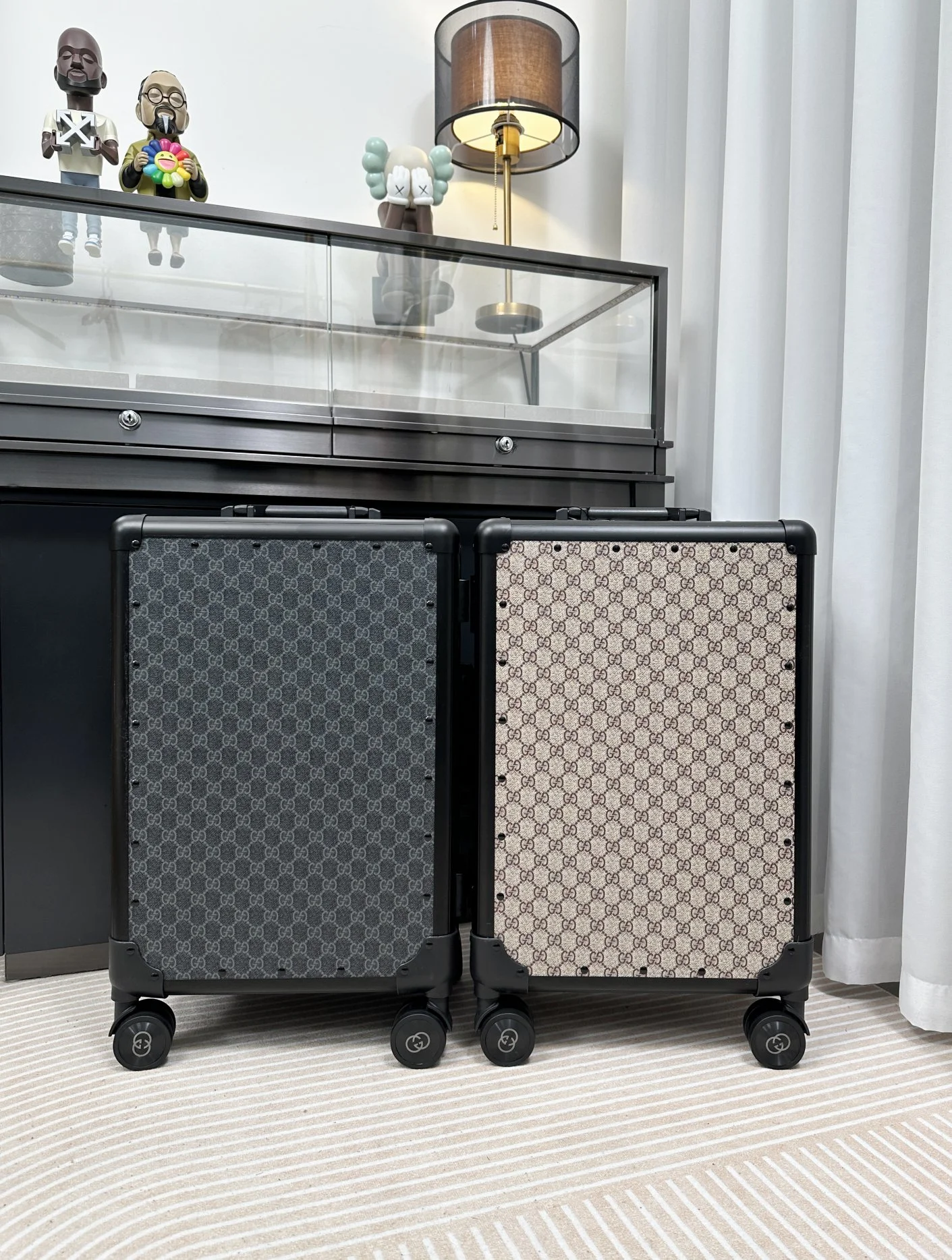 Luggage — 4aba24dd