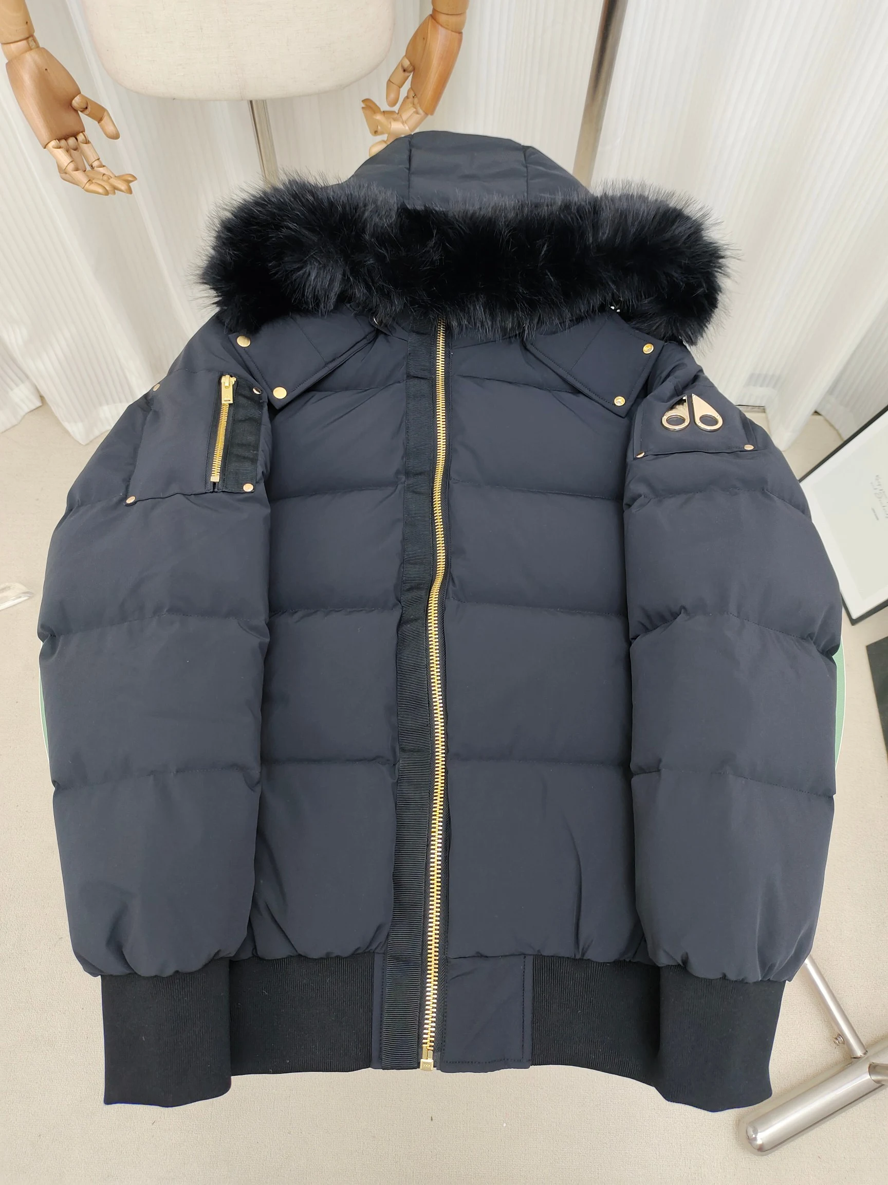 Canada Goose Down Jacket — 74d10c00