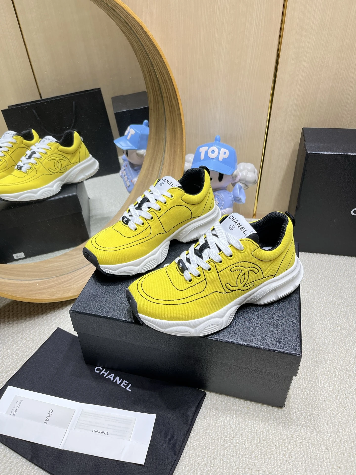 Chanel Sneakers — 19d7e55c