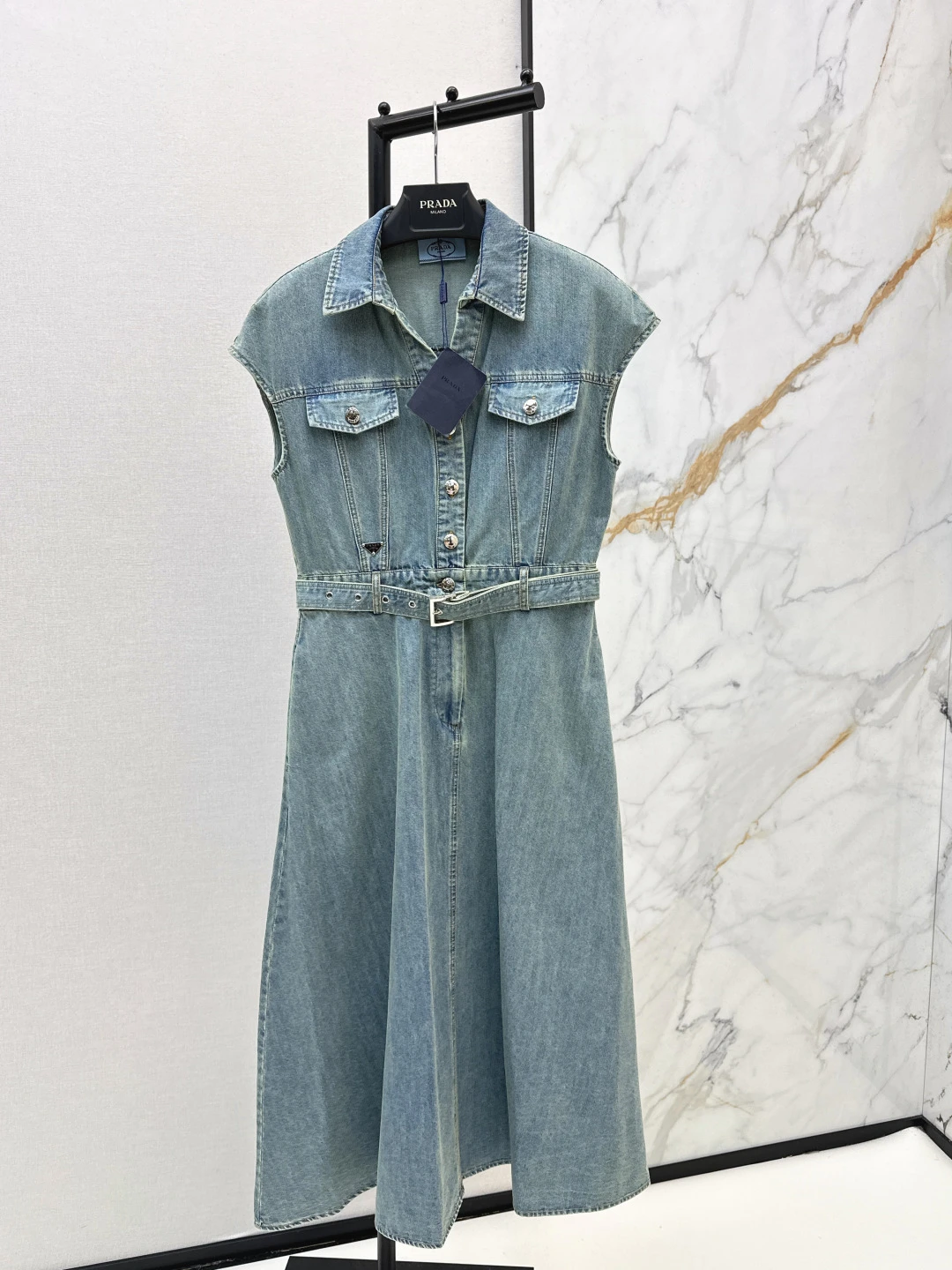 Dresses — 41aeca5e