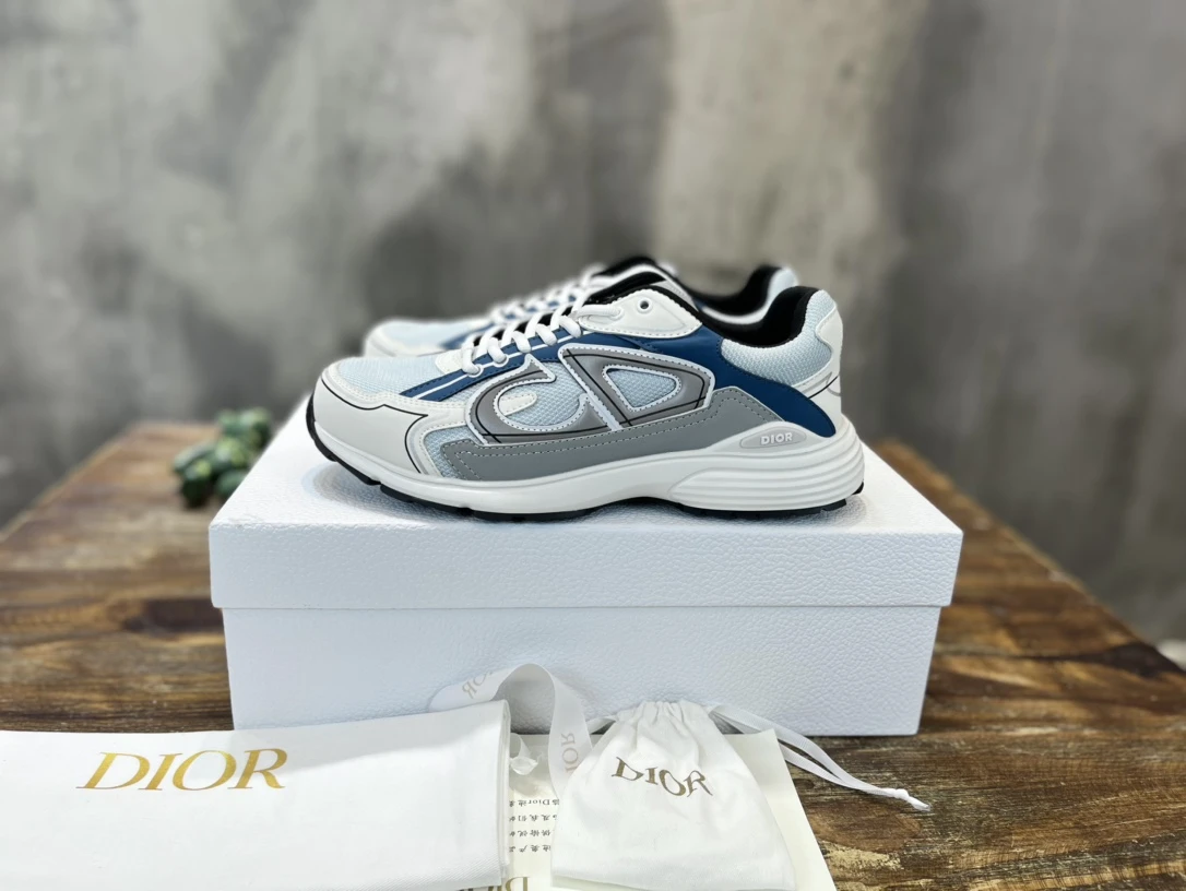 Dior Sneakers — f28dff5d