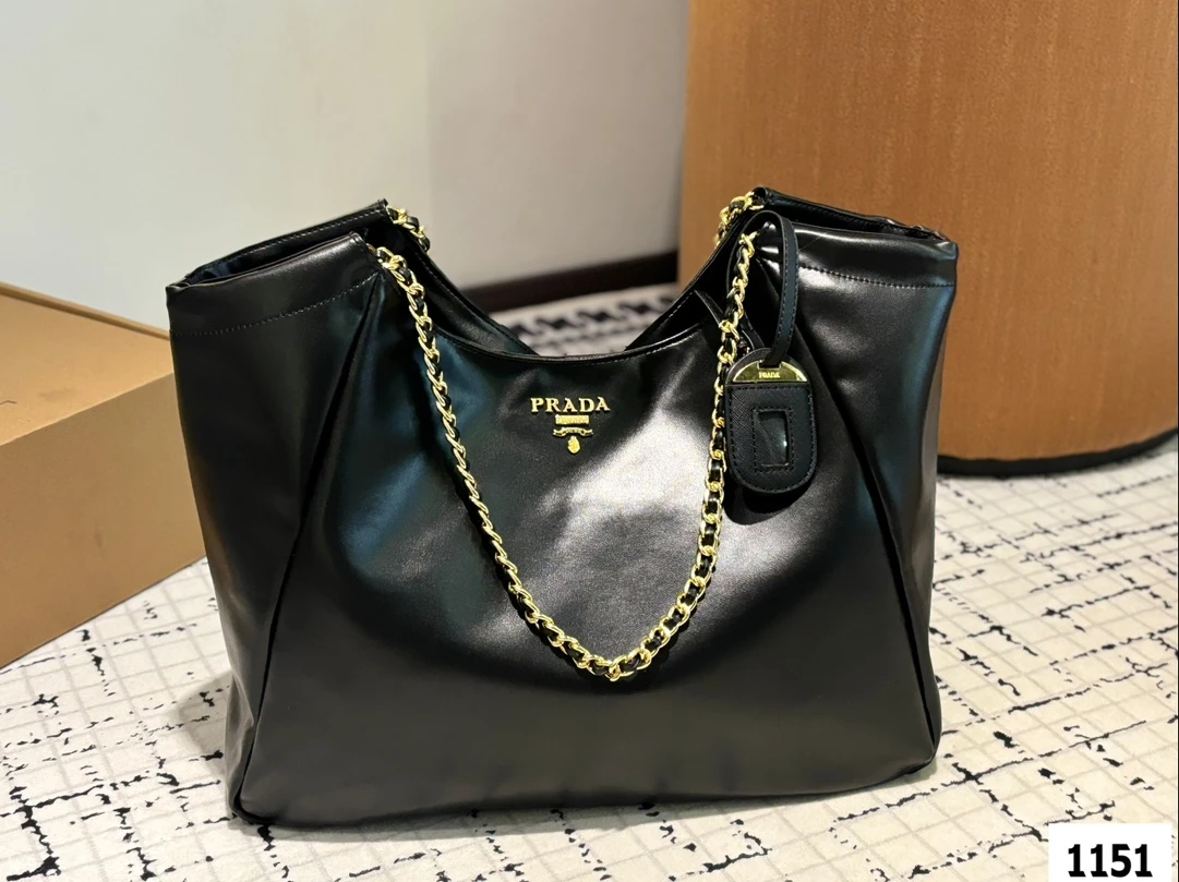 Prada Bag — eea964ab
