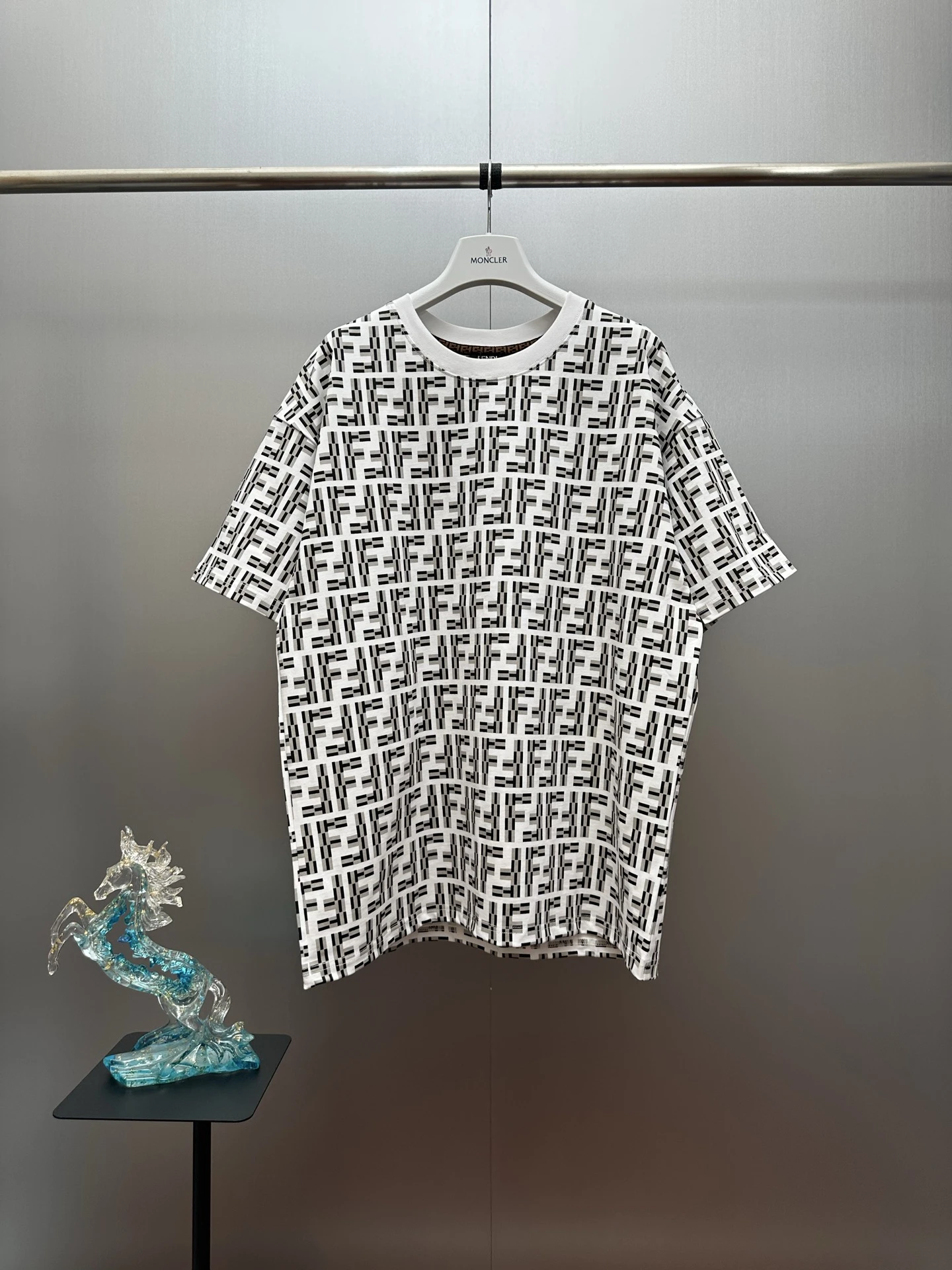 Fendi T-Shirt — c5e6a8a8