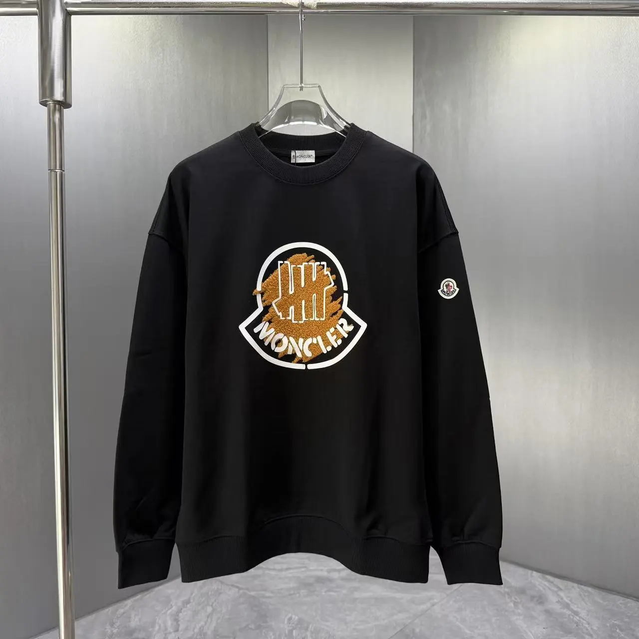 Moncler Sweatshirts — b6aea964