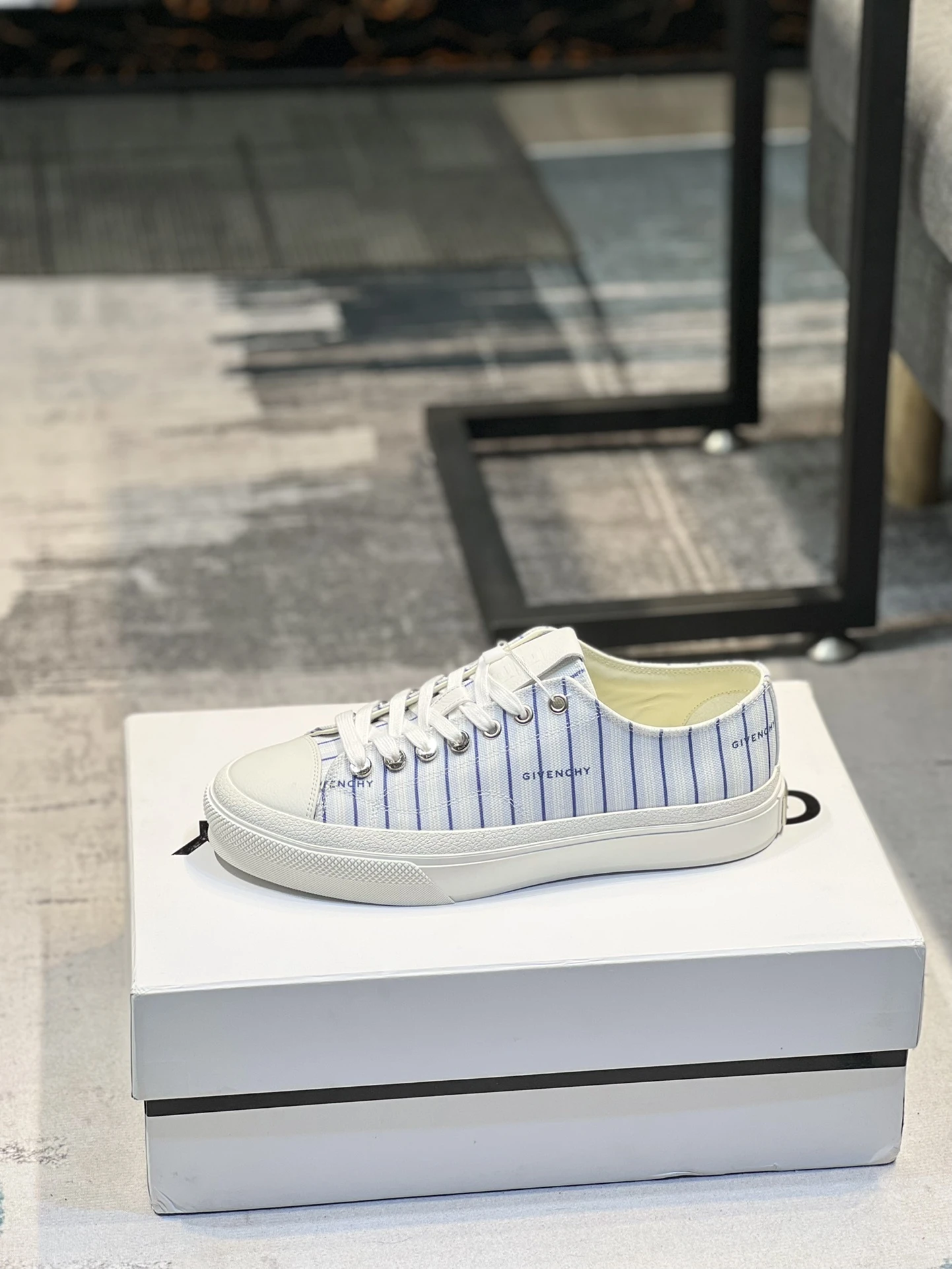Givenchy Shoes — 6437bdd5