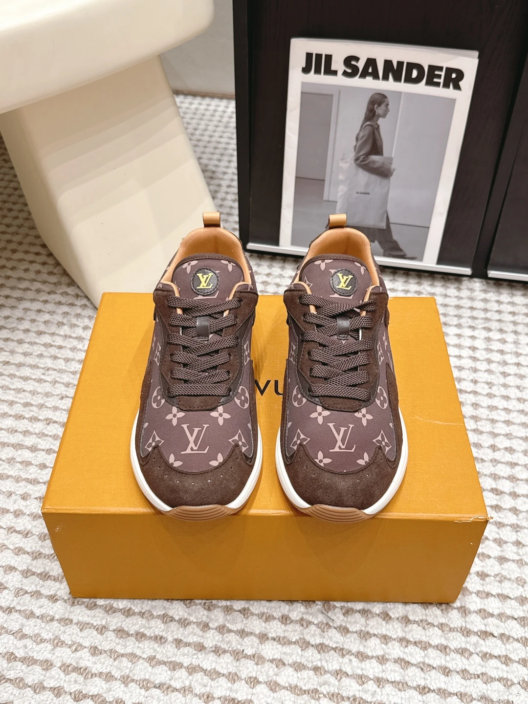 Louis Vuitton Sneakers — fef8c4ae