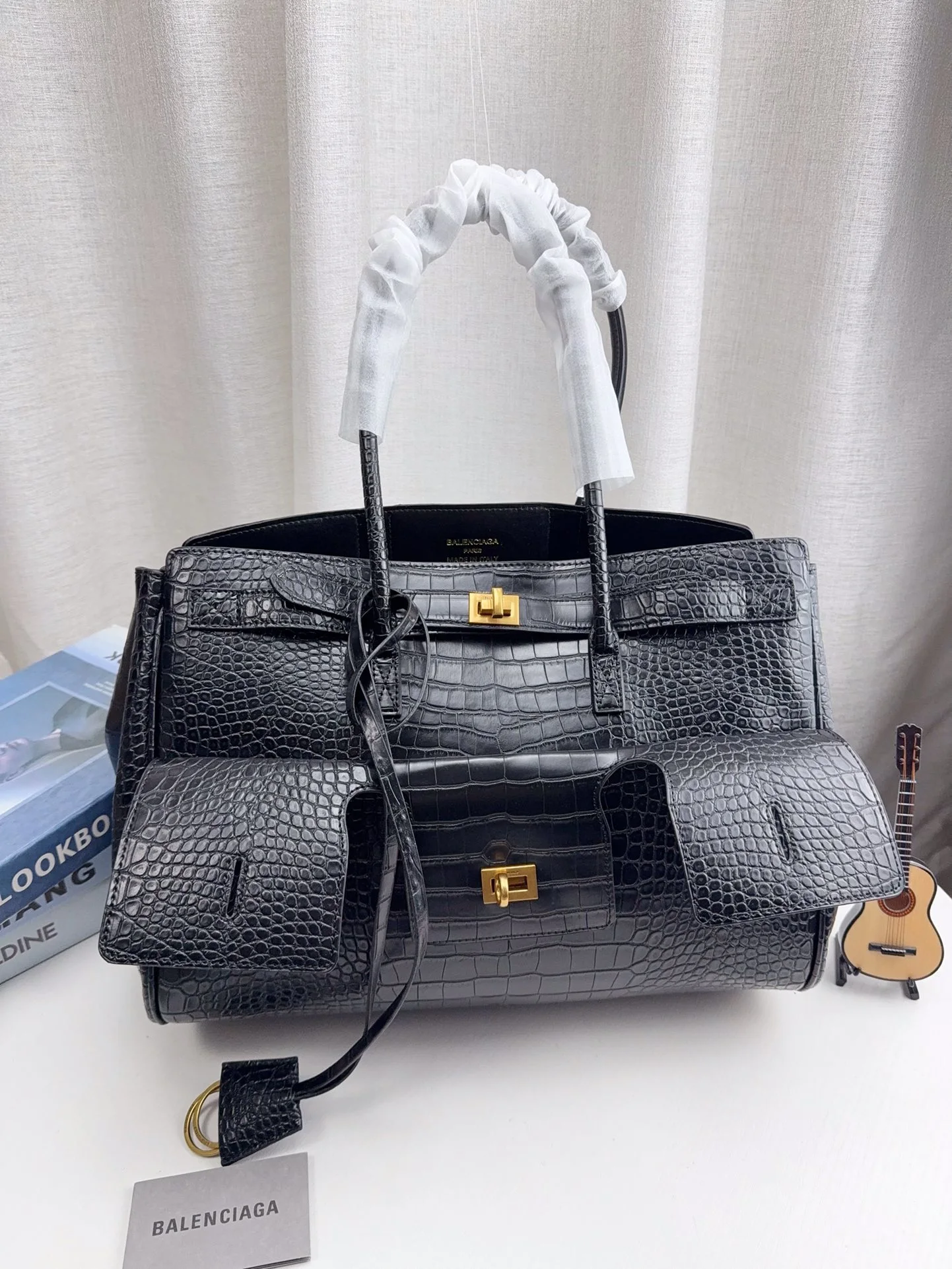 Balenciaga Bag — fd754d5d