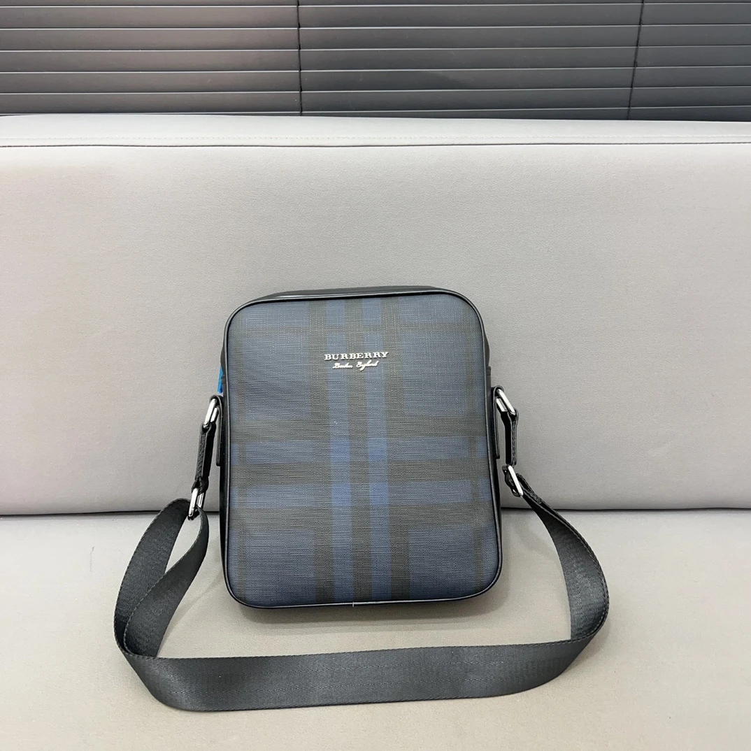 Burberry Bag — 8533d717