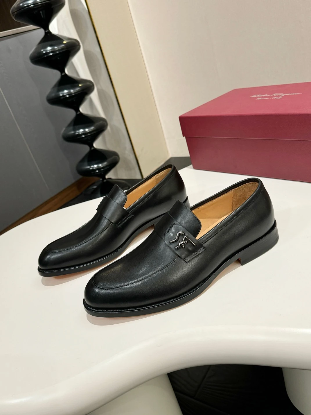Ferragamo Dress Shoes — 31d1e59a