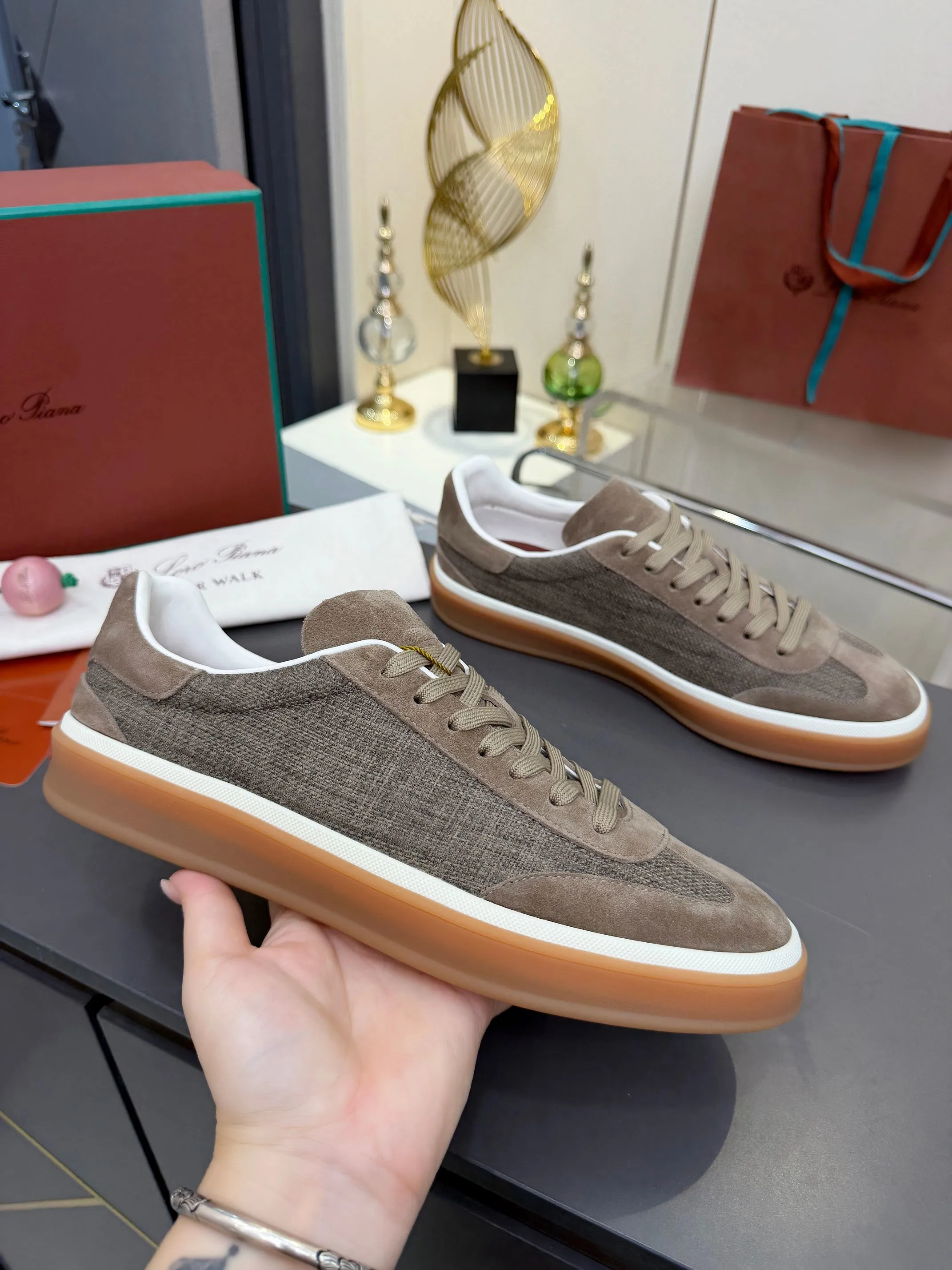 Loro Piana Sneakers — 4da41c32