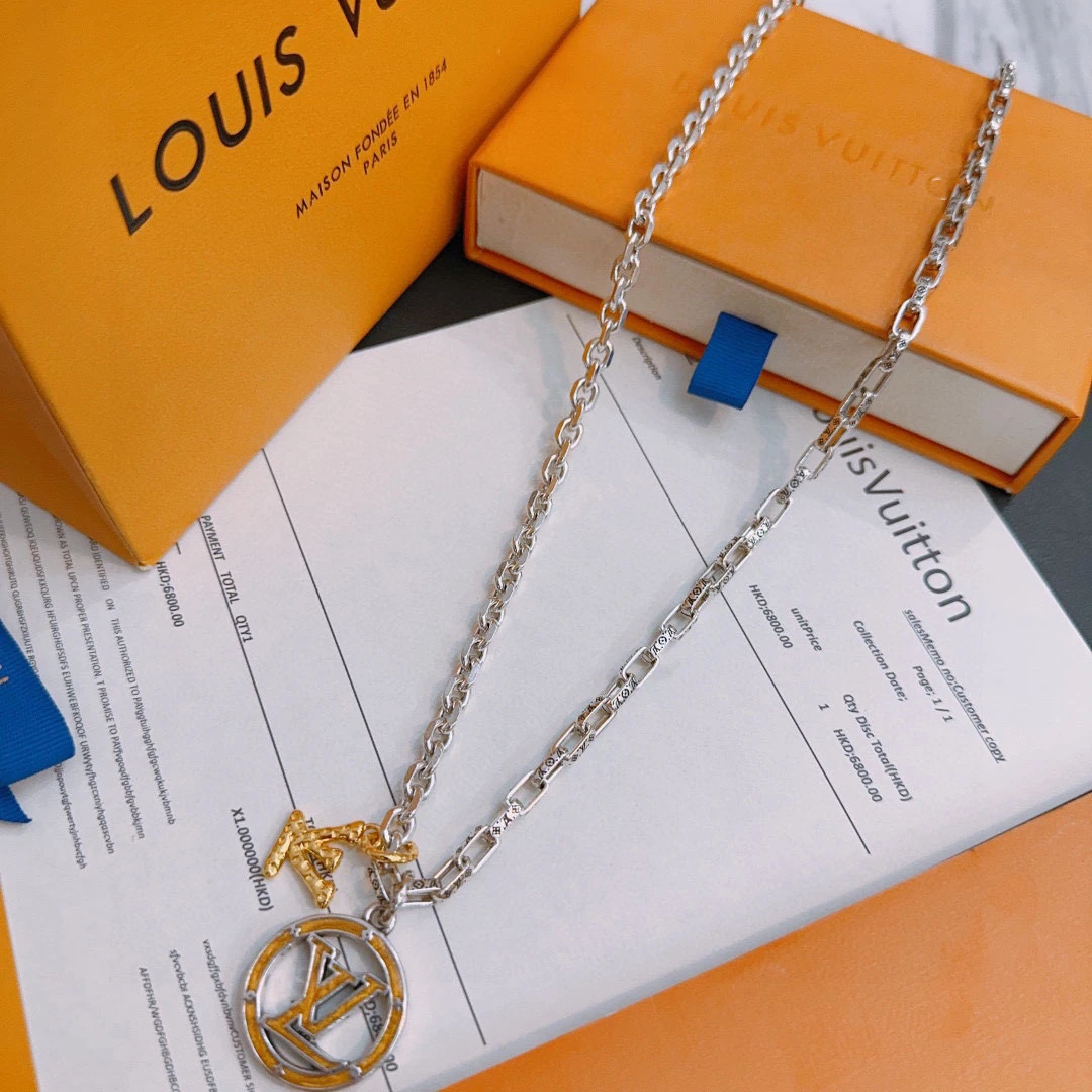 Louis Vuitton Necklaces — 152abbd7