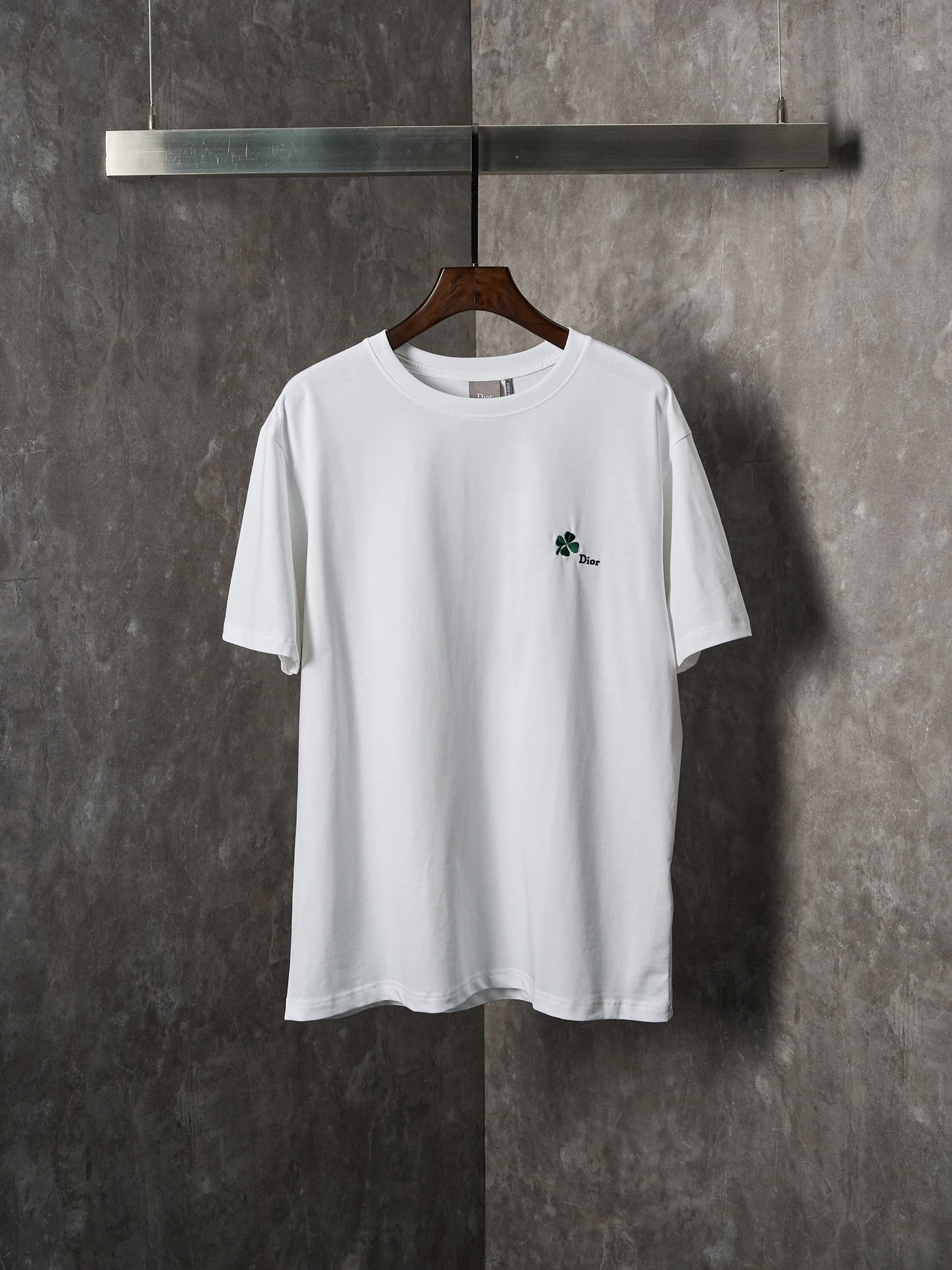 Dior T-Shirt — 72424039