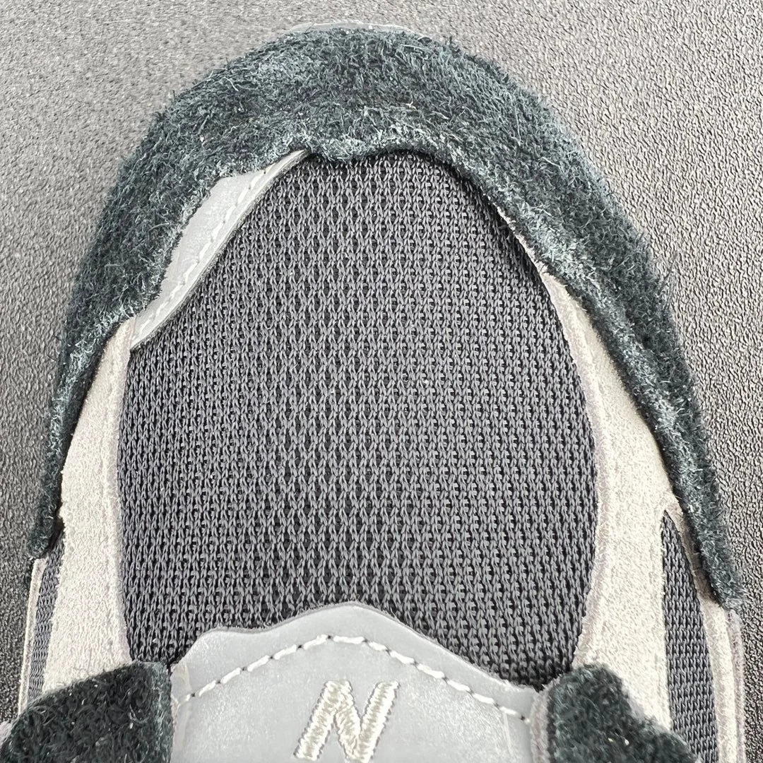 New Balance Shoes — e0be6b5a
