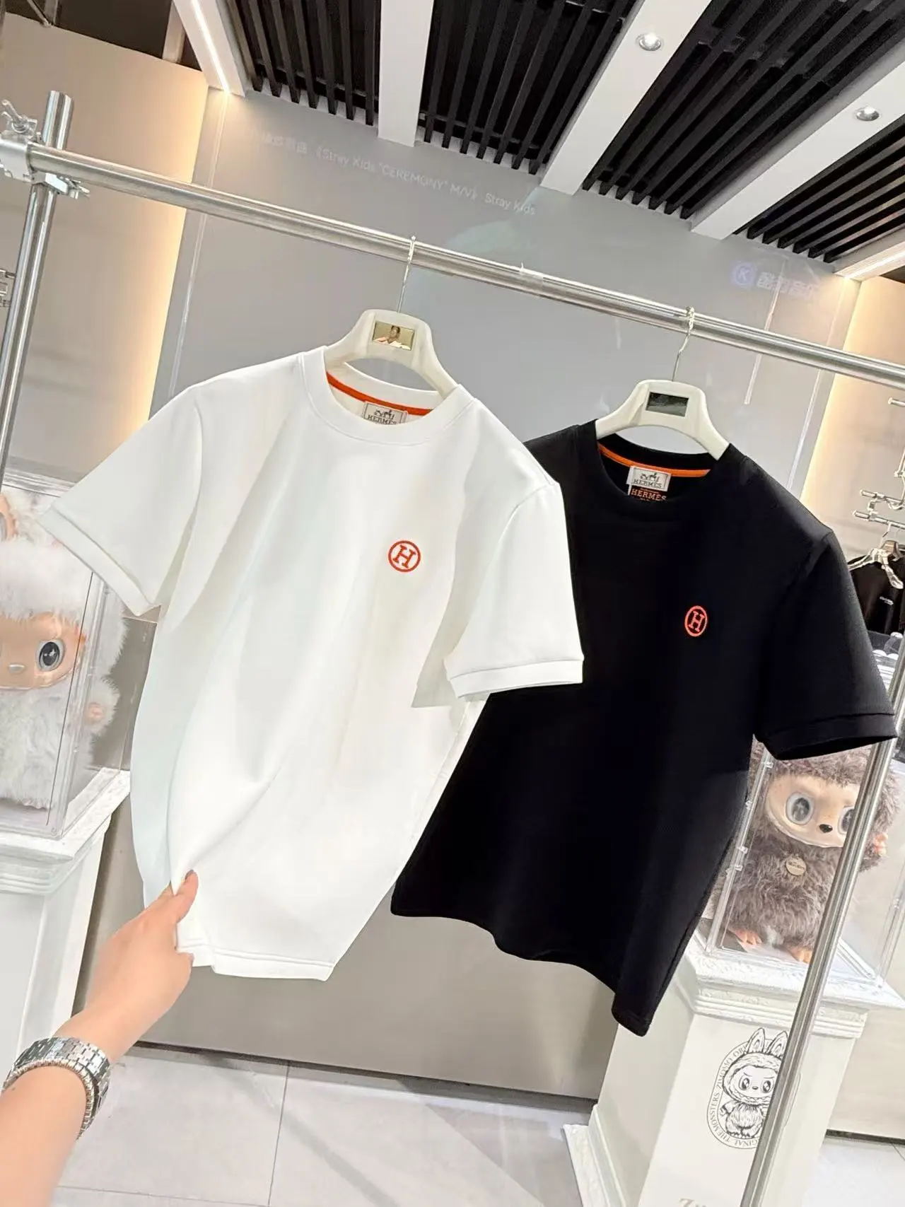 Hermès T-Shirt — 8f7b0d43