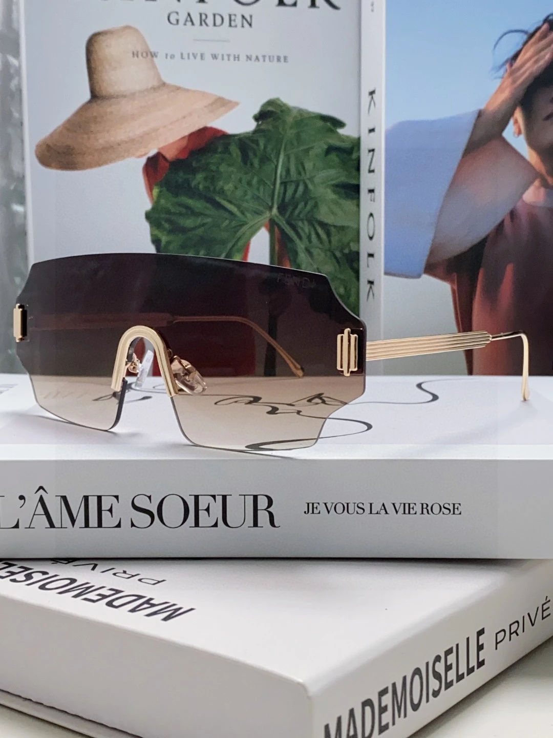 Fendi Eyewear — b3235fc1