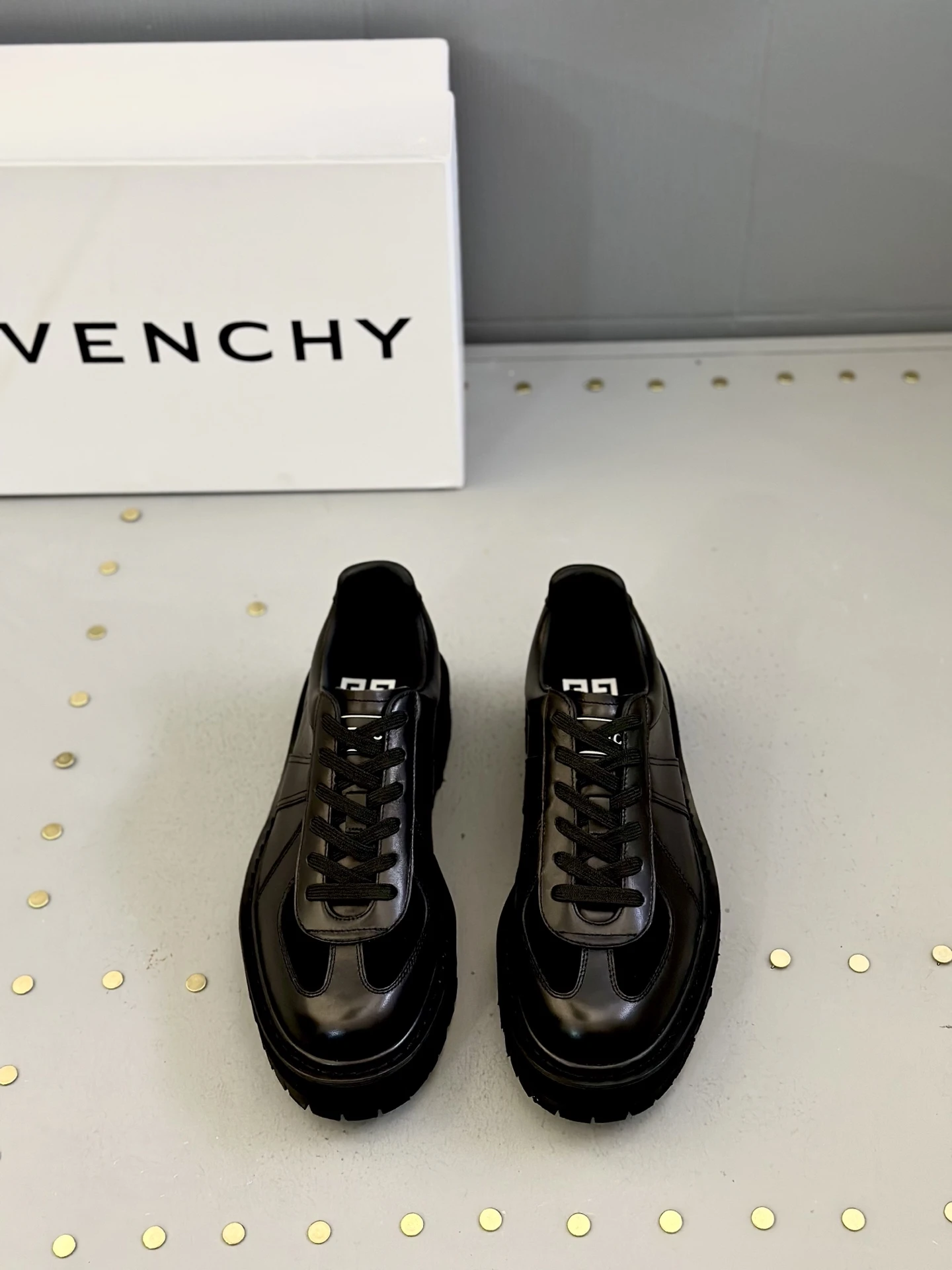 Givenchy Shoes — 4e427721