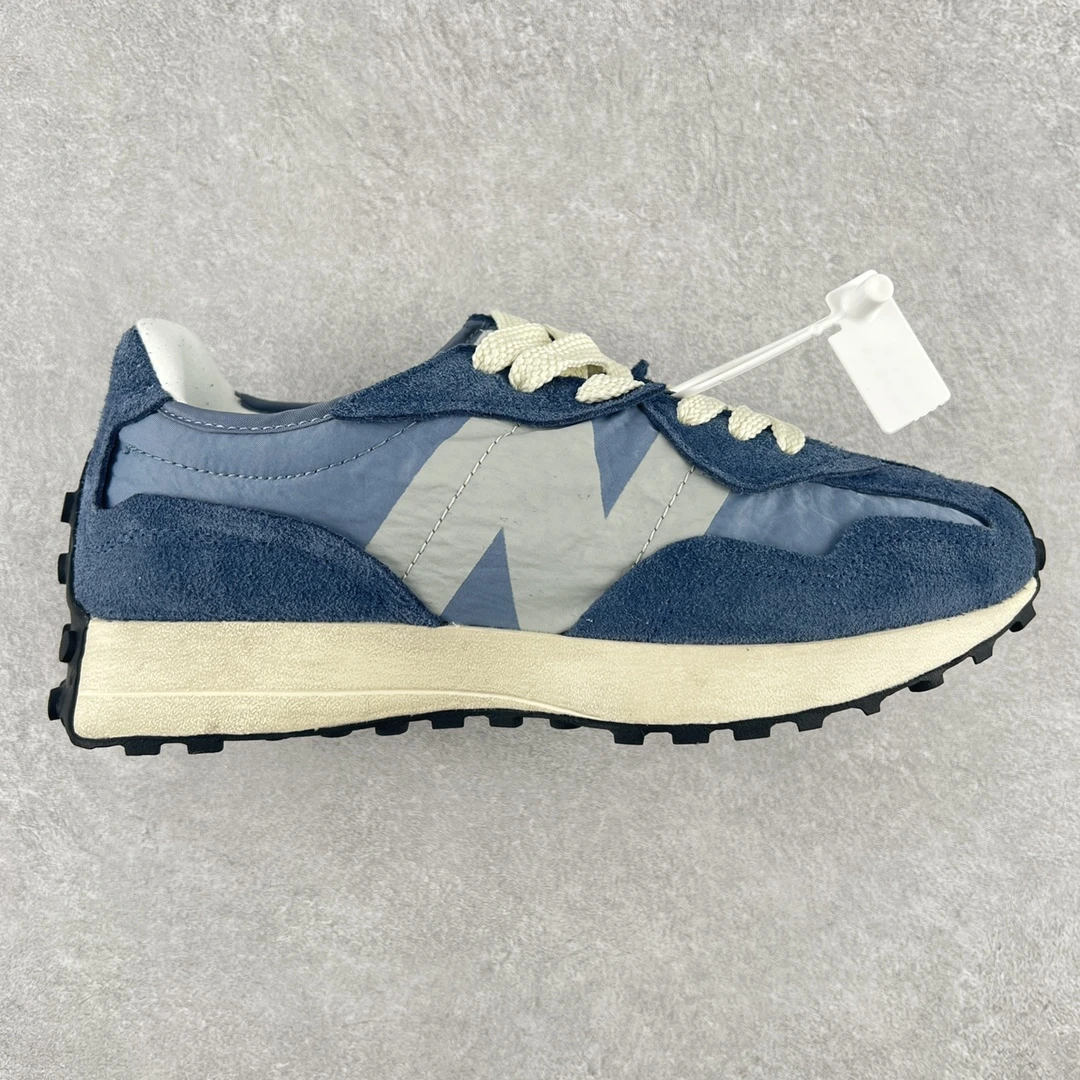 New Balance Sneakers — 13d03136