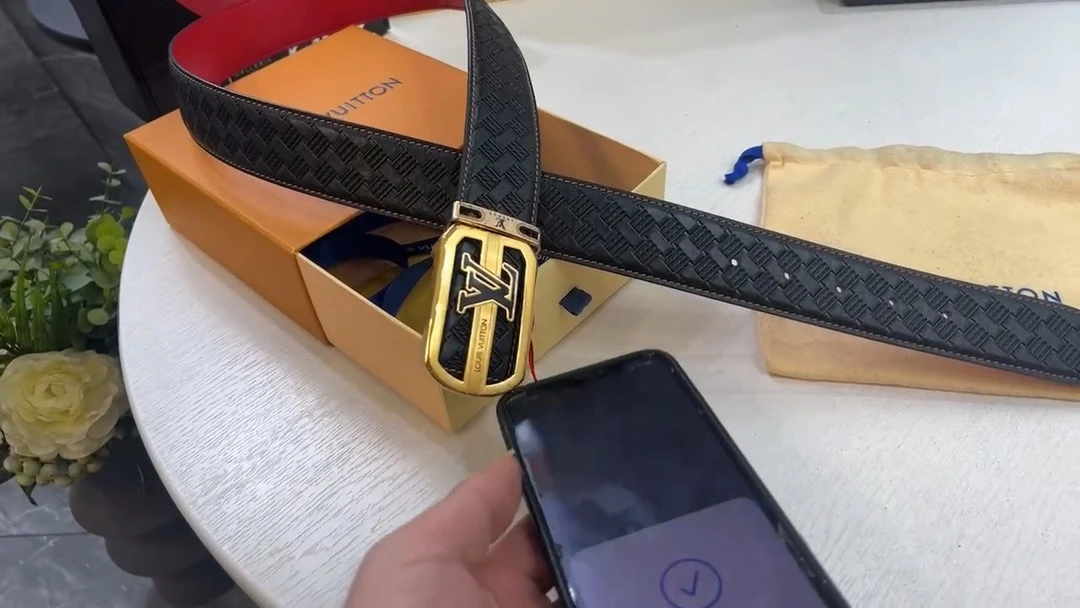 Louis Vuitton Belt — 514caaf2