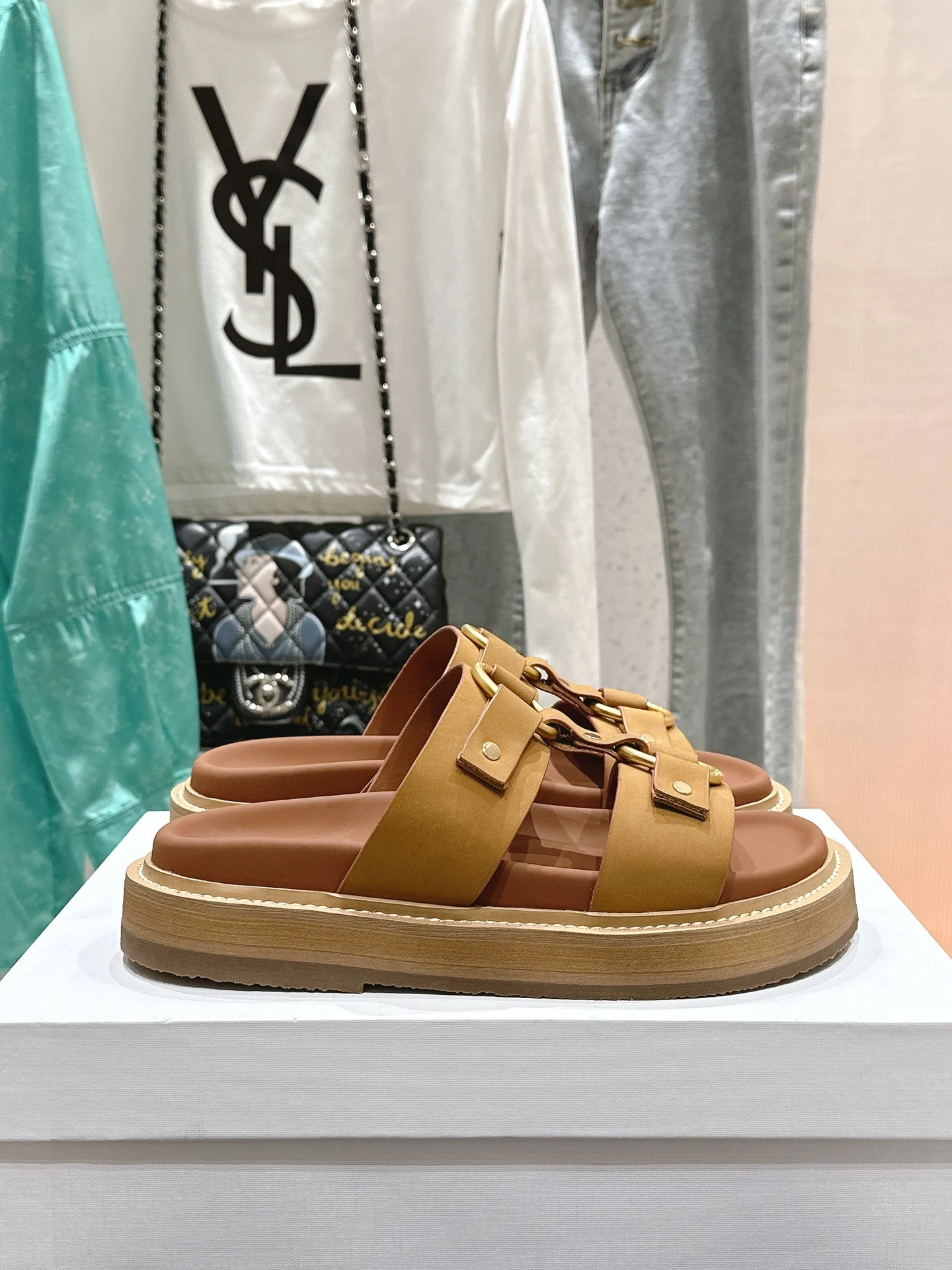 Celine Slippers — 8d03821c