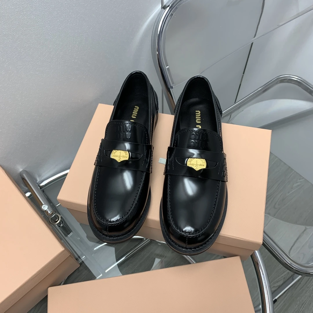 Celine Loafers — 94f4feb8