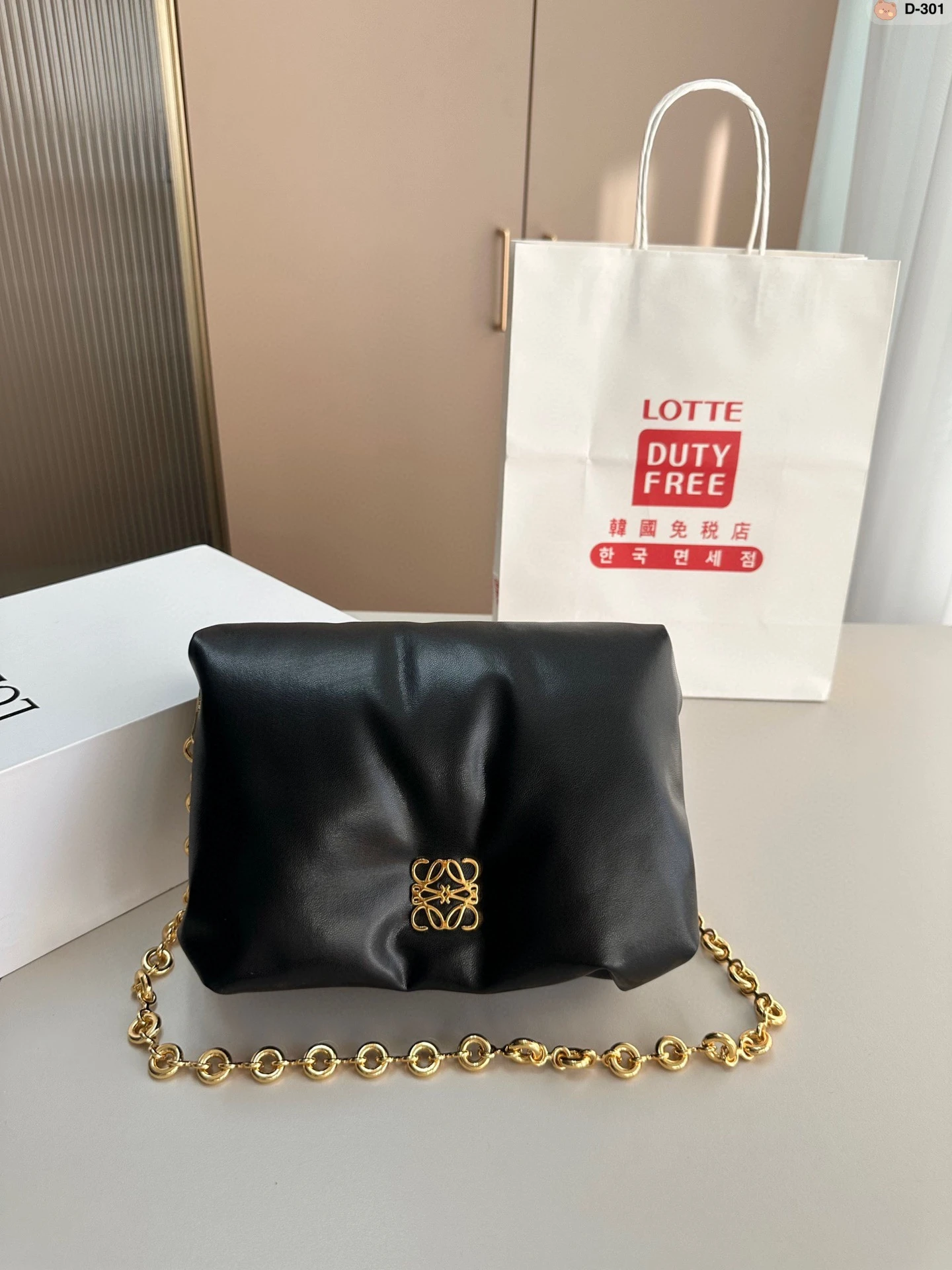 Loewe Bag — 5cdd3b94