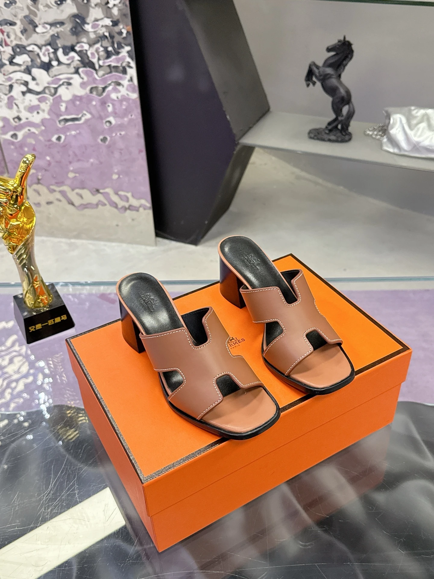Hermès Slippers — e0686db8