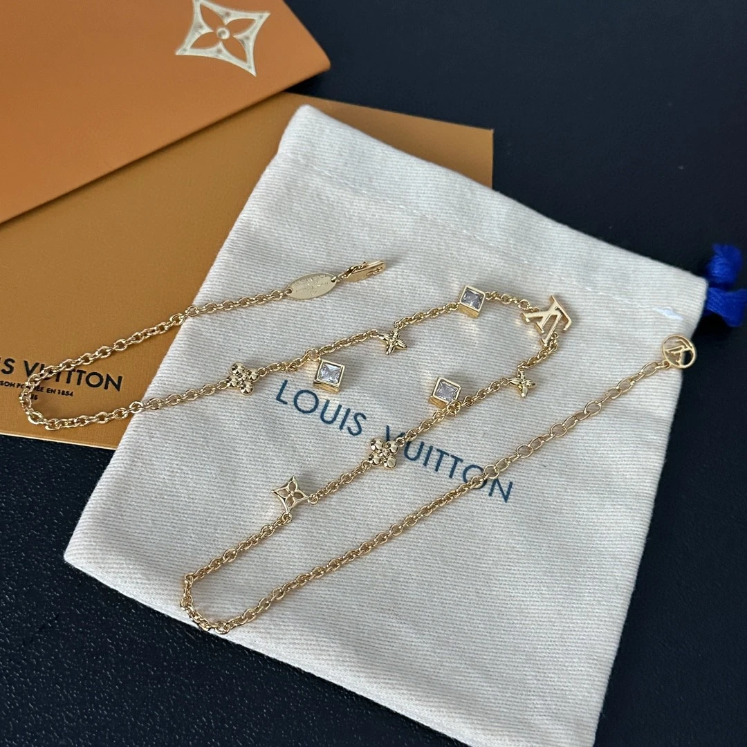 Louis Vuitton Necklaces — b0a705b5