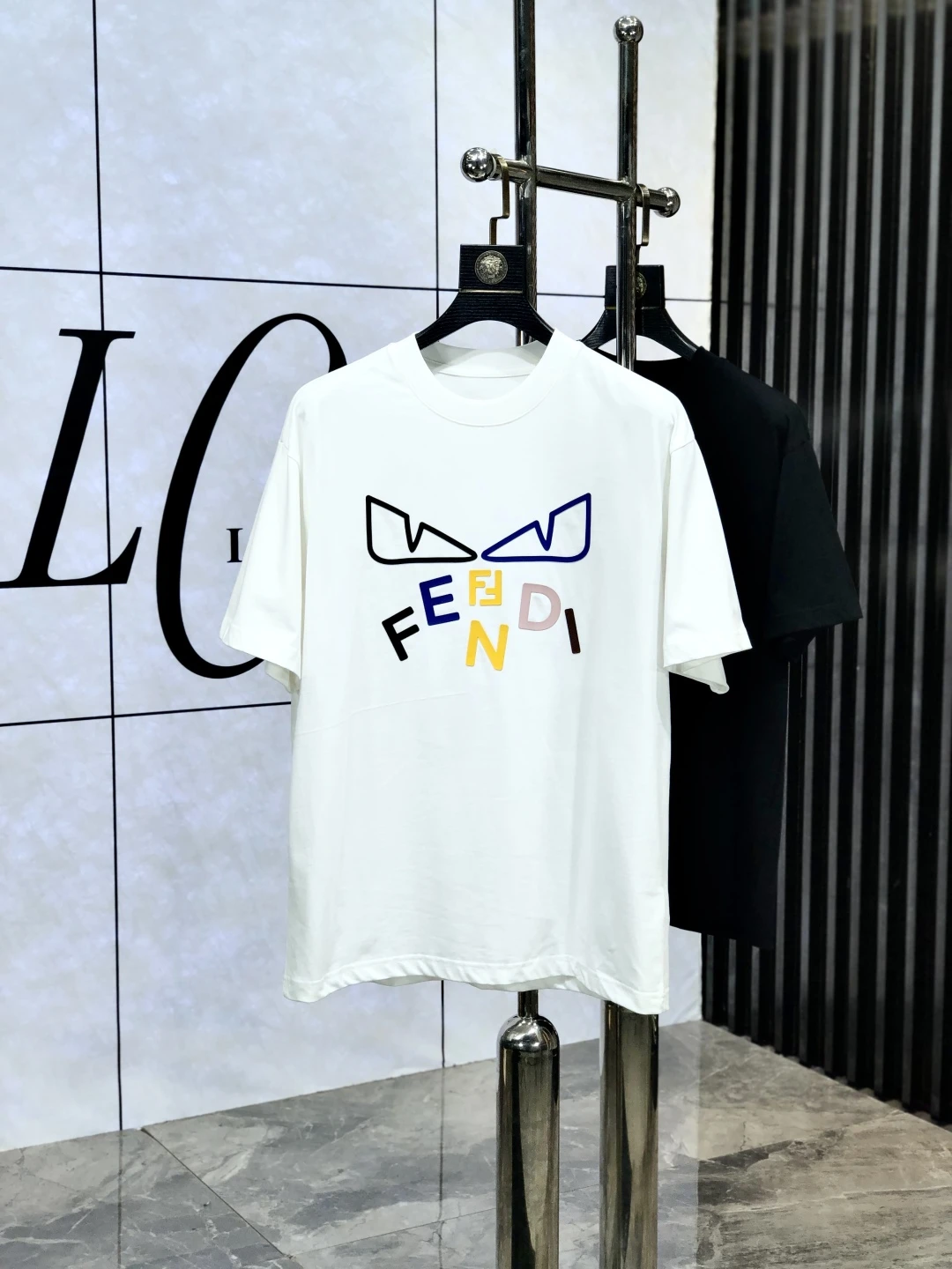 Fendi T-Shirt — 2d309088