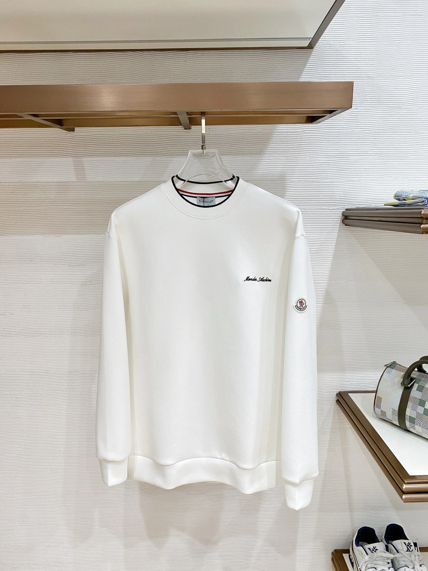 Moncler Sweatshirts — 4bf46b28