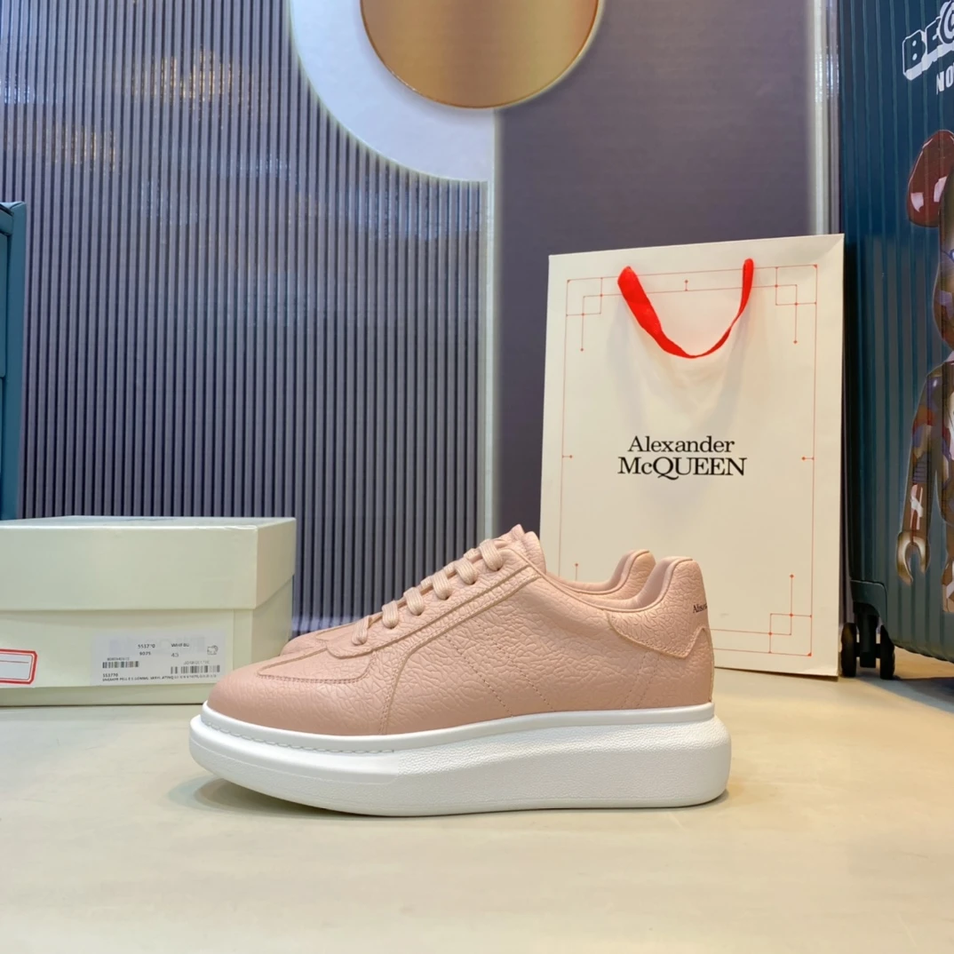 Alexander McQueen Sneakers — 81b75ad7