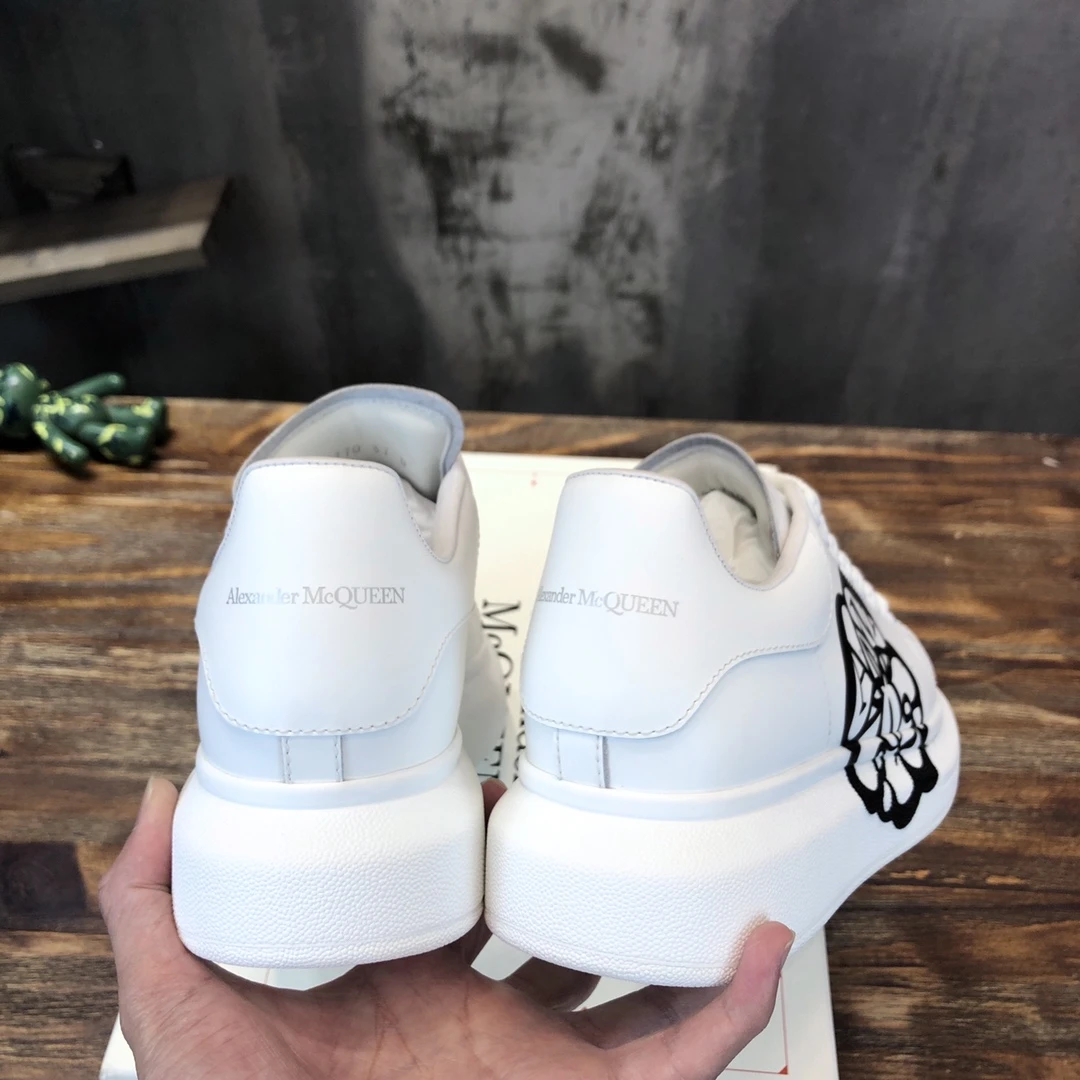 Alexander McQueen Sneakers — 918e2633