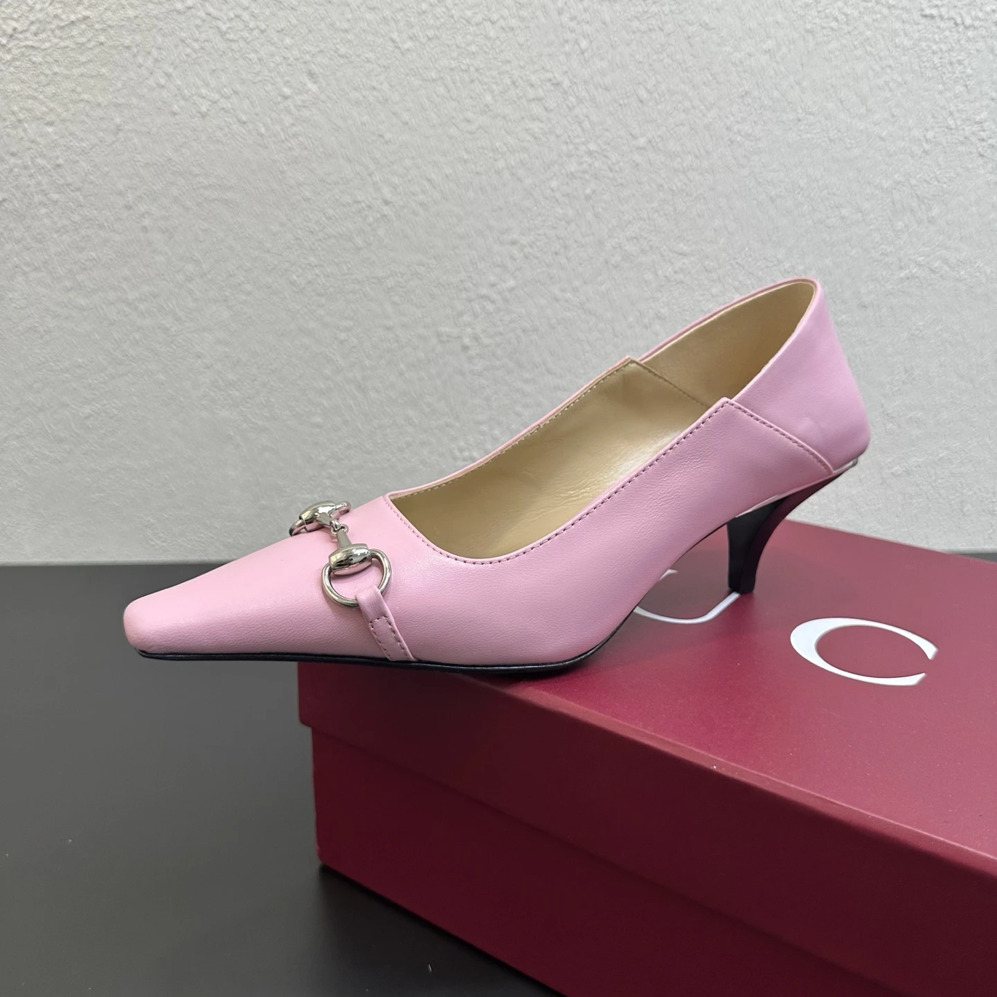 Gucci Shoes — f12aa91d