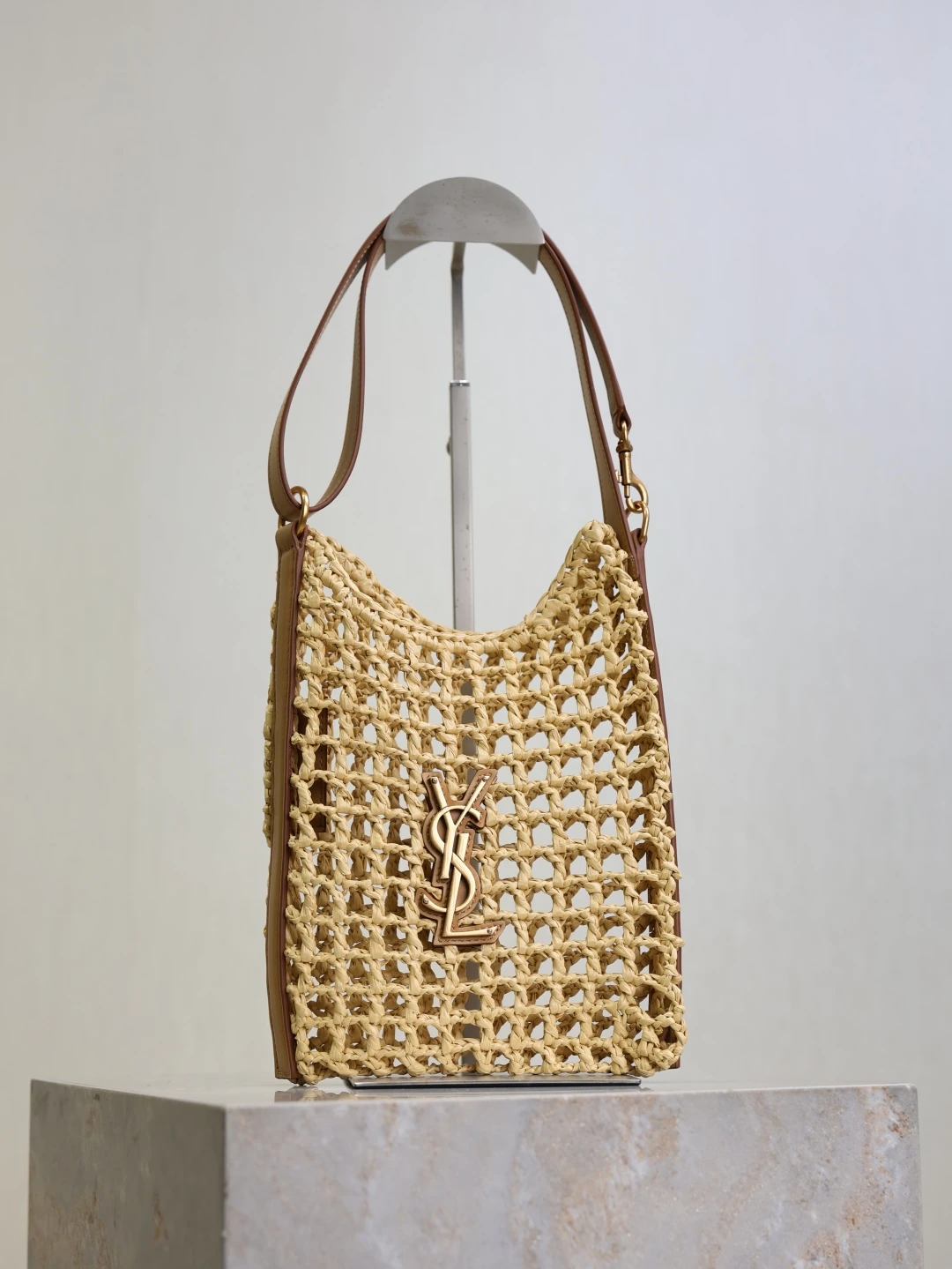 Saint Laurent Bag — f4efe438
