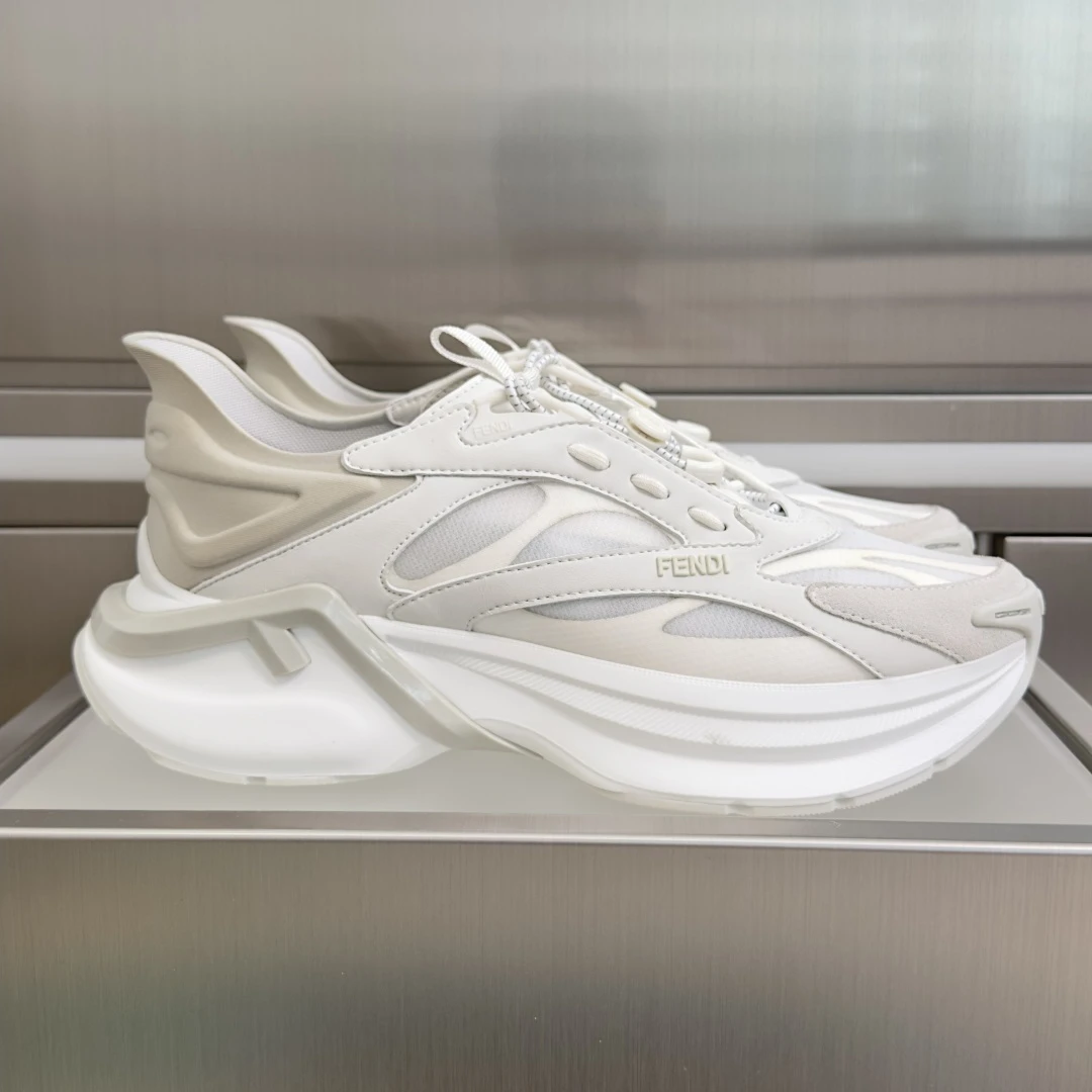 Fendi Sneakers — 5a4ef83e