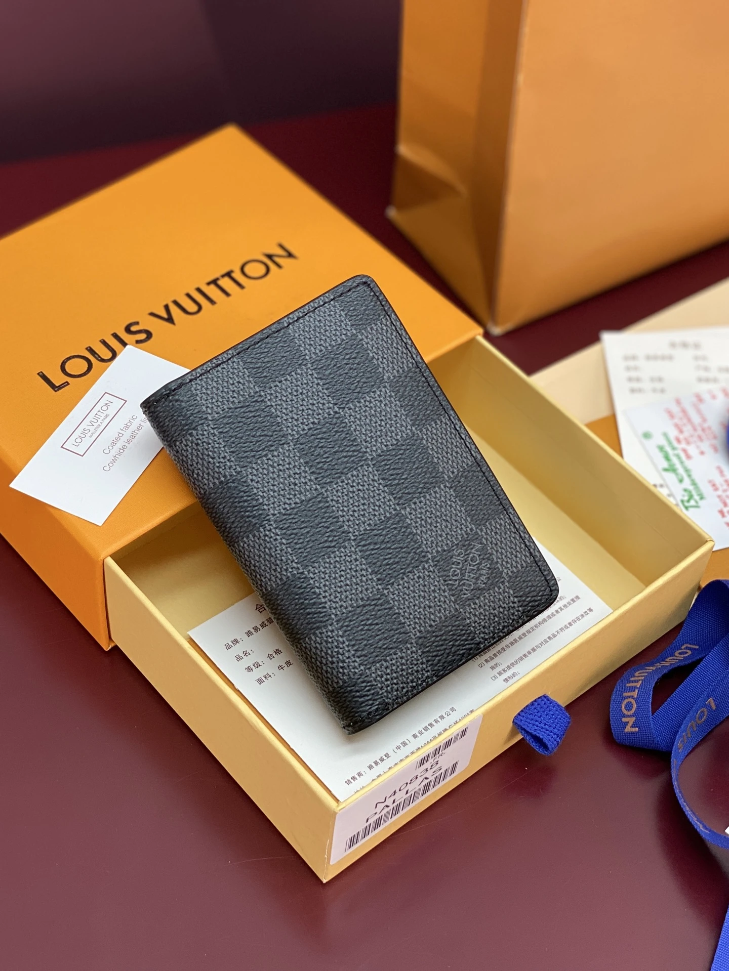 Cardholders — 17817b47
