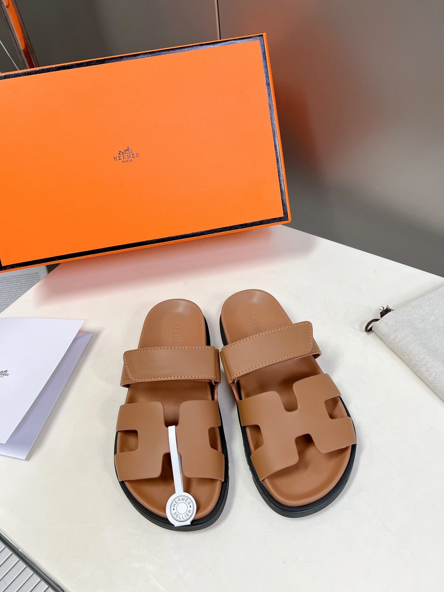 Hermès Slippers — ba3b4990