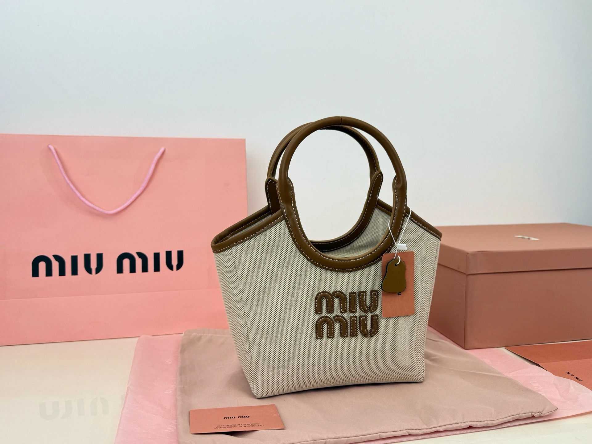 Miu Miu Bag — cd2c6c8d