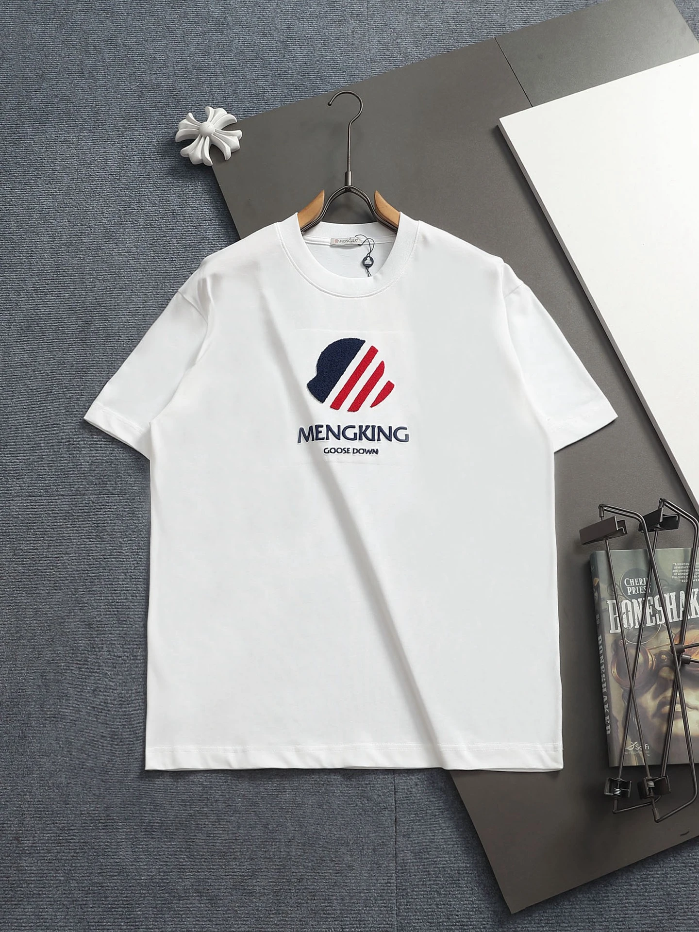 Moncler T-Shirt — 1e694665