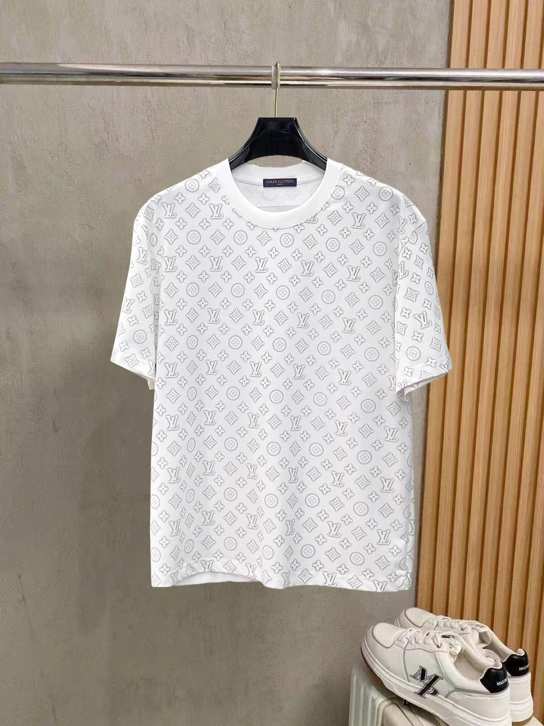 Louis Vuitton T-Shirt — c423039f
