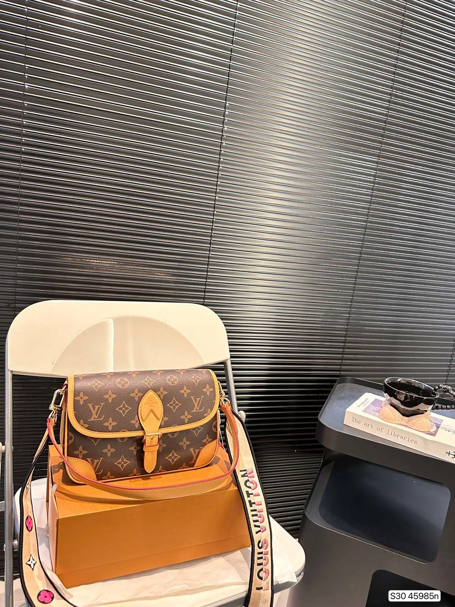 Louis Vuitton Travel Bags — 68a21fff