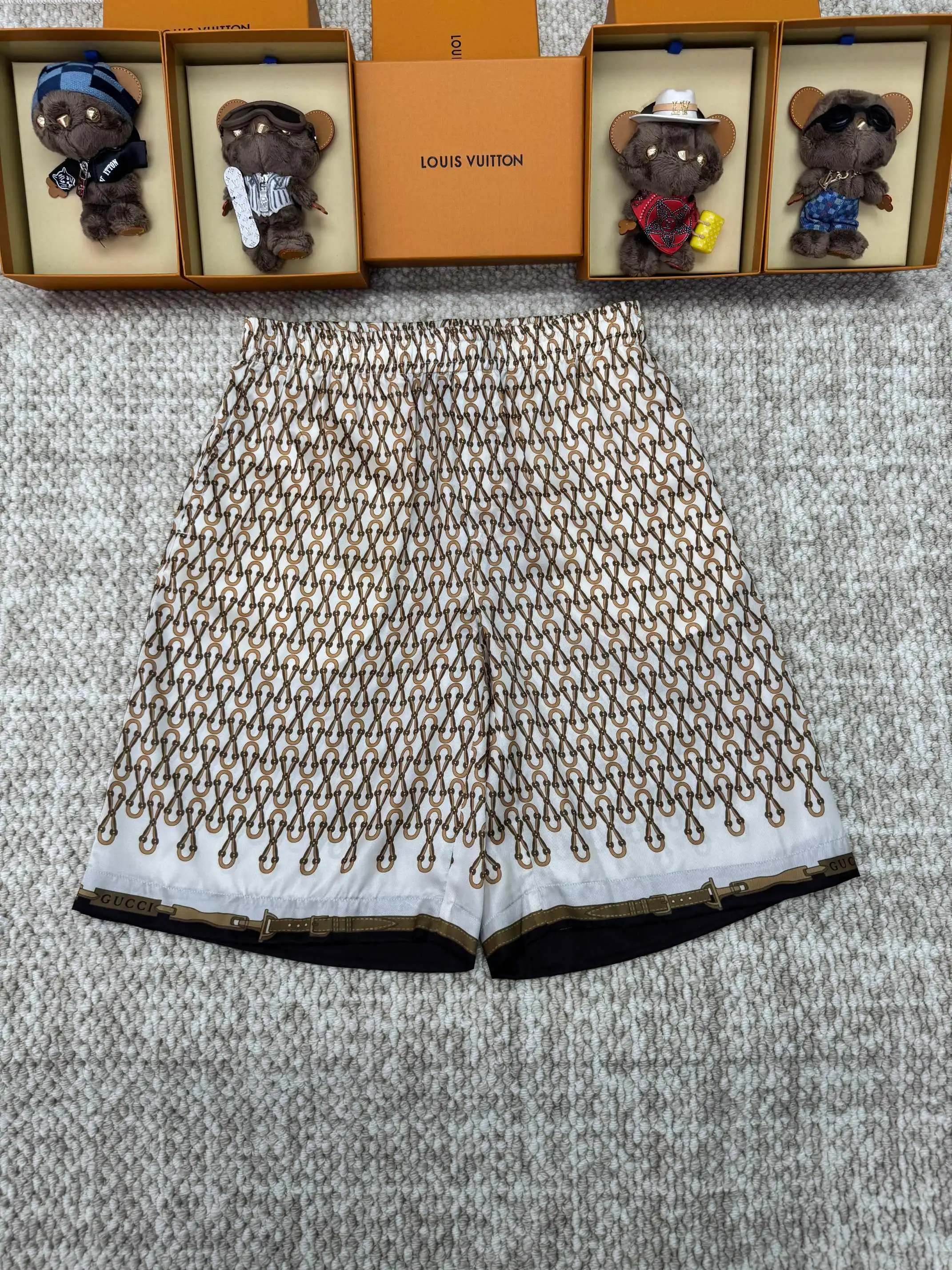 Gucci Shorts — 56e97ca3