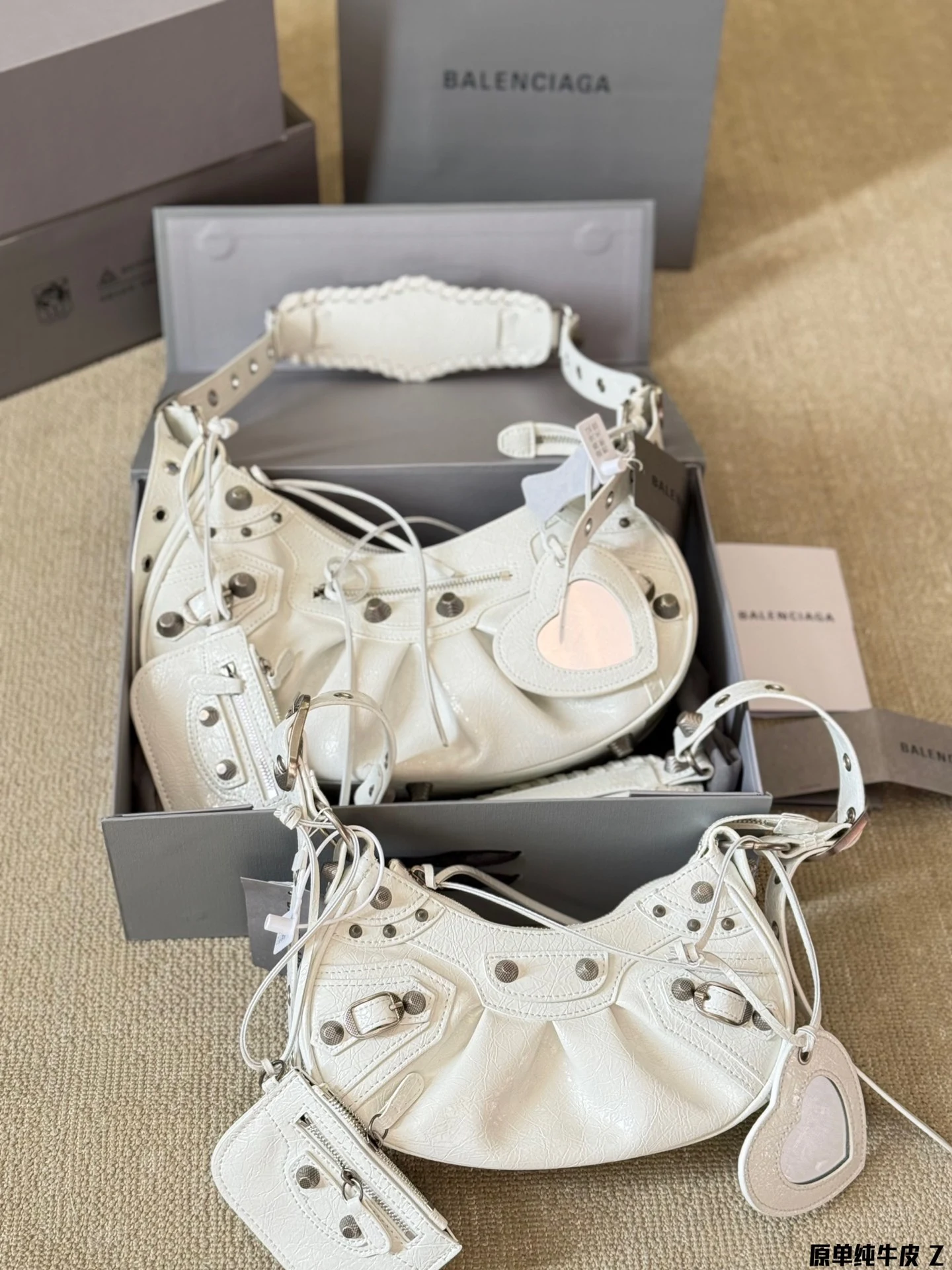 Balenciaga Bag — d23f0a5e