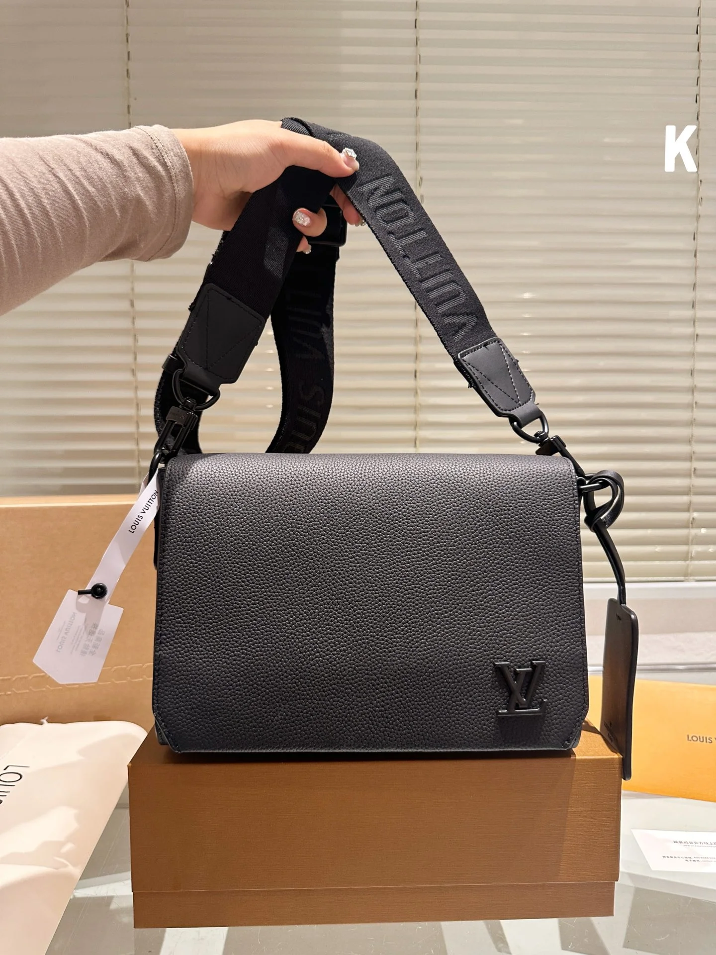Louis Vuitton Bag — 30dd8e64