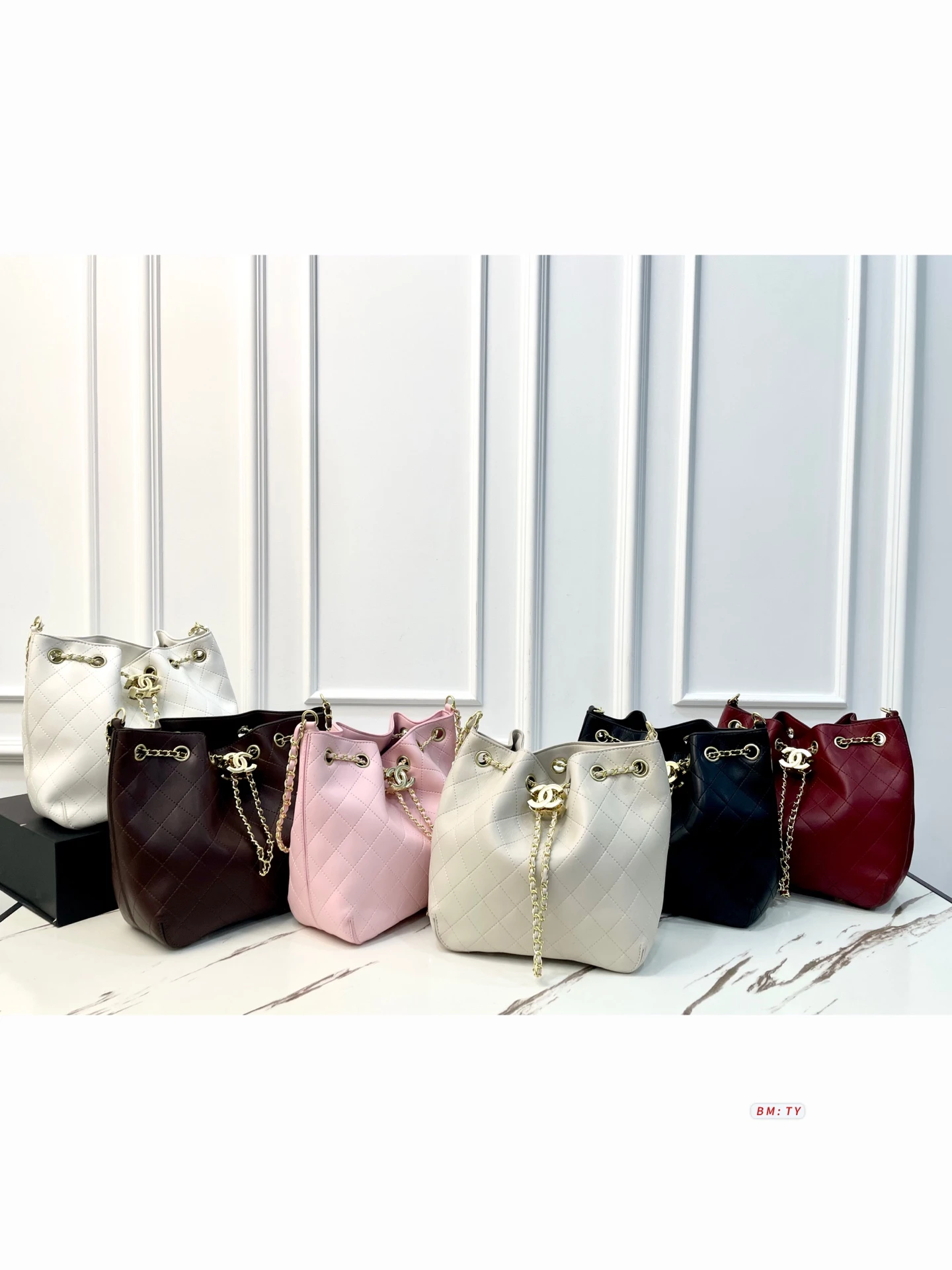 Chanel Bag — 0f20562f