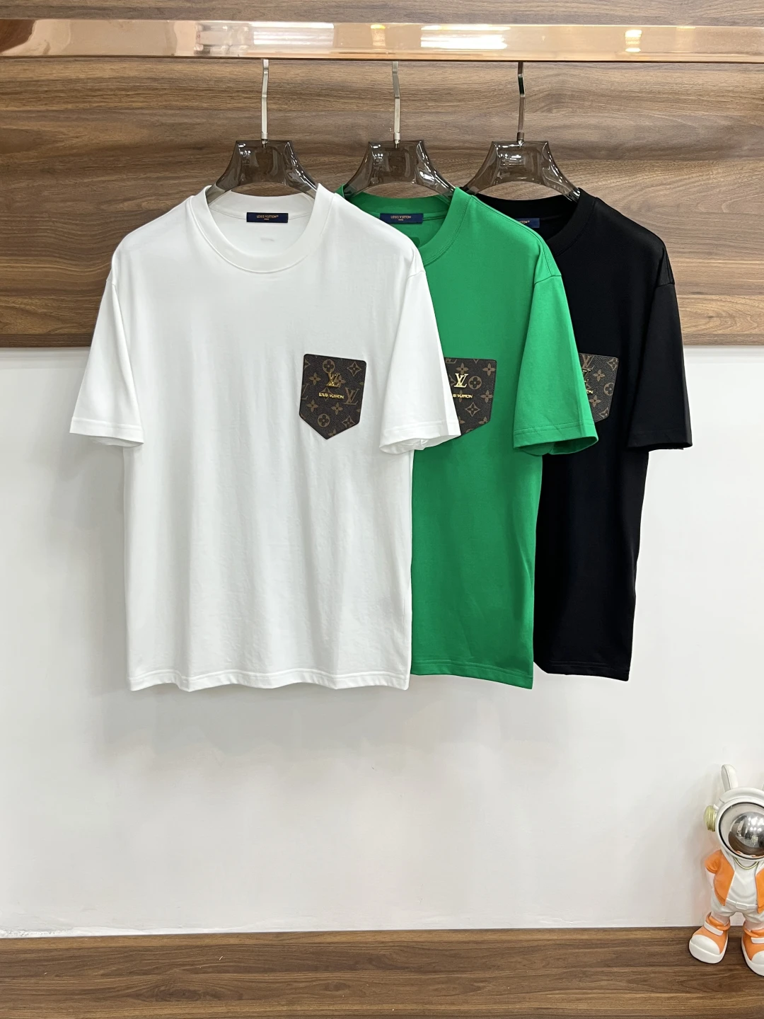 Louis Vuitton T-Shirt — 0d3153da
