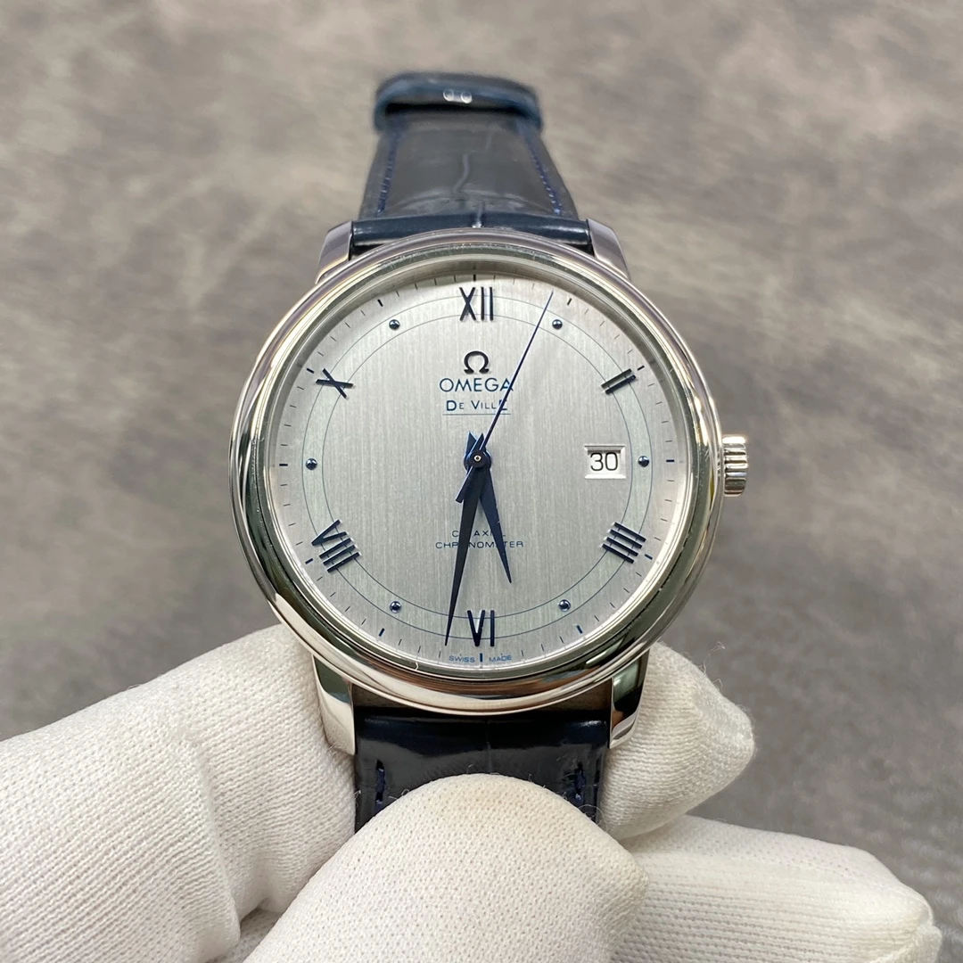 Omega Watch — fcd24435