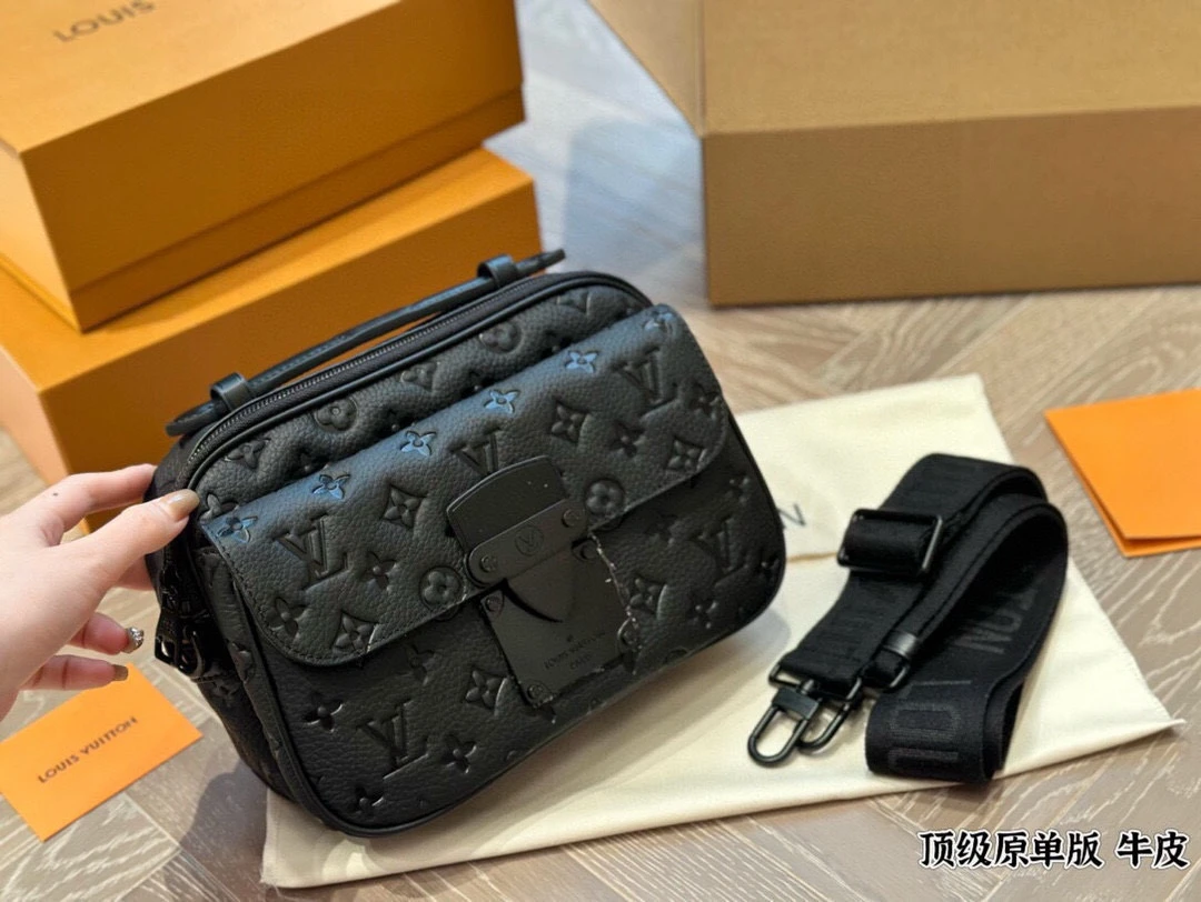 Louis Vuitton Bag — a2eec34f